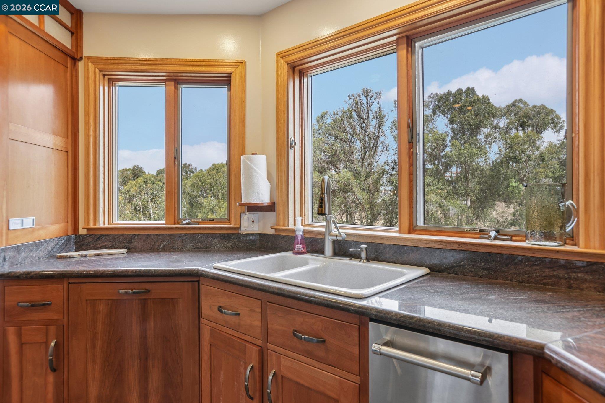 3906 Arbutus Ct, Hayward CA 94542 — photo 26