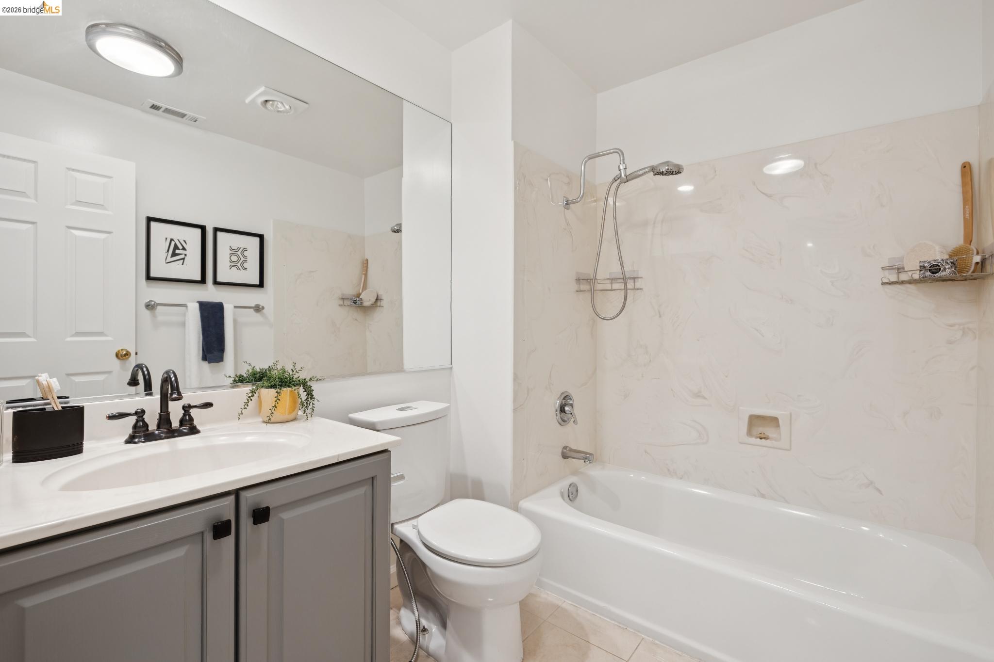 557 Hiller Dr, Oakland CA 94618 — photo 55