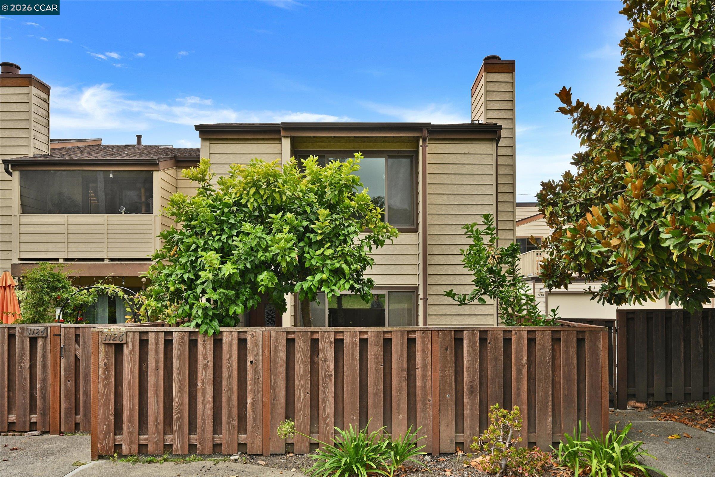1126 Richmond St, El Cerrito CA 94530 — photo 2