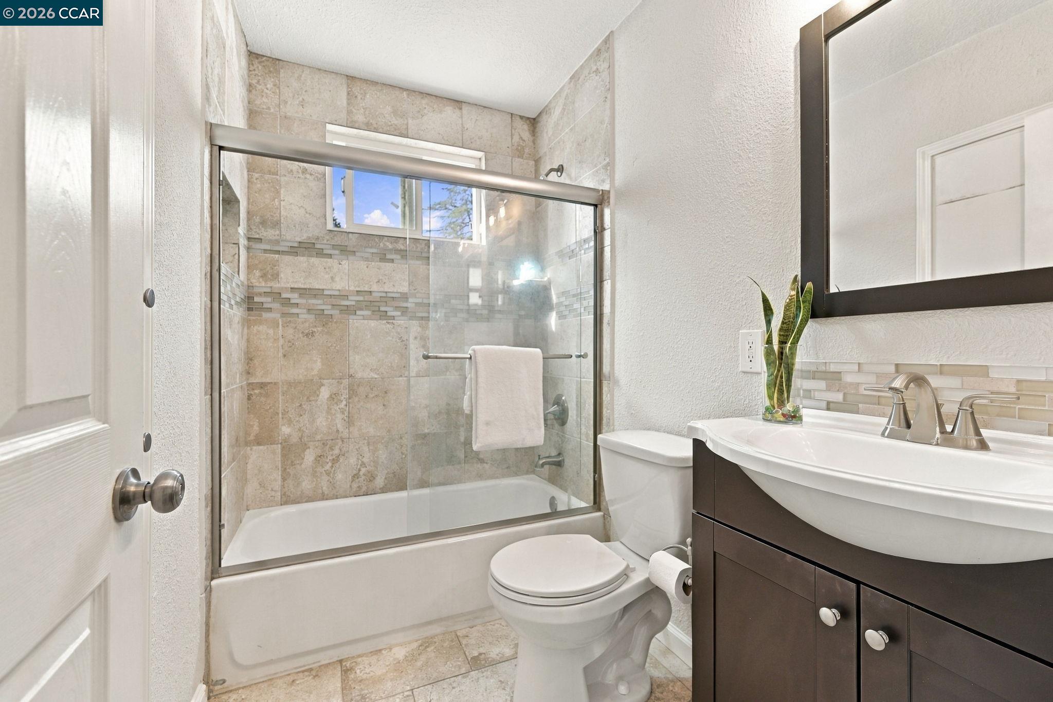 1211 Orange St, Concord CA 94518 — photo 12