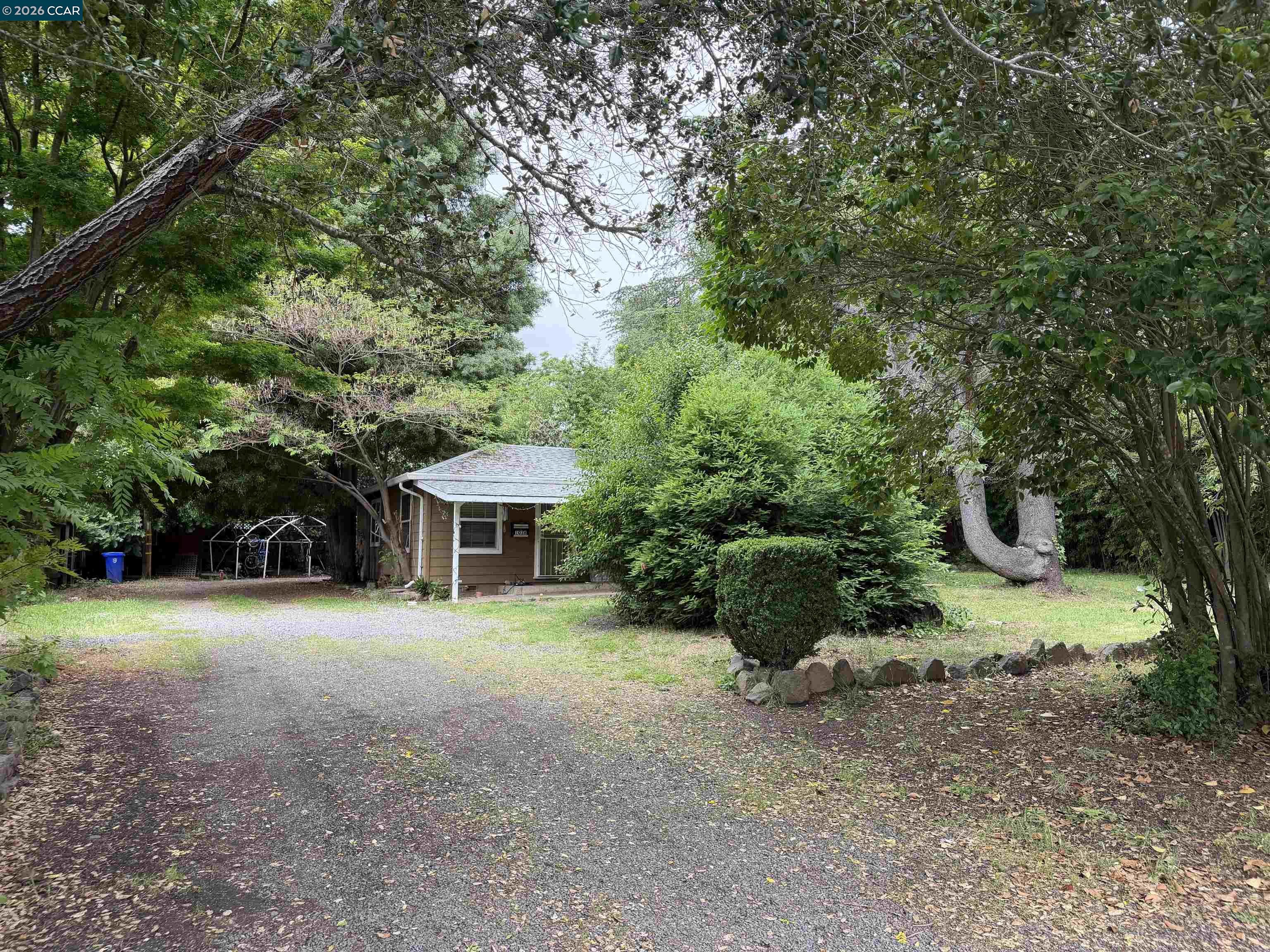 1038 Johnston St, Napa CA 94558 — photo 3