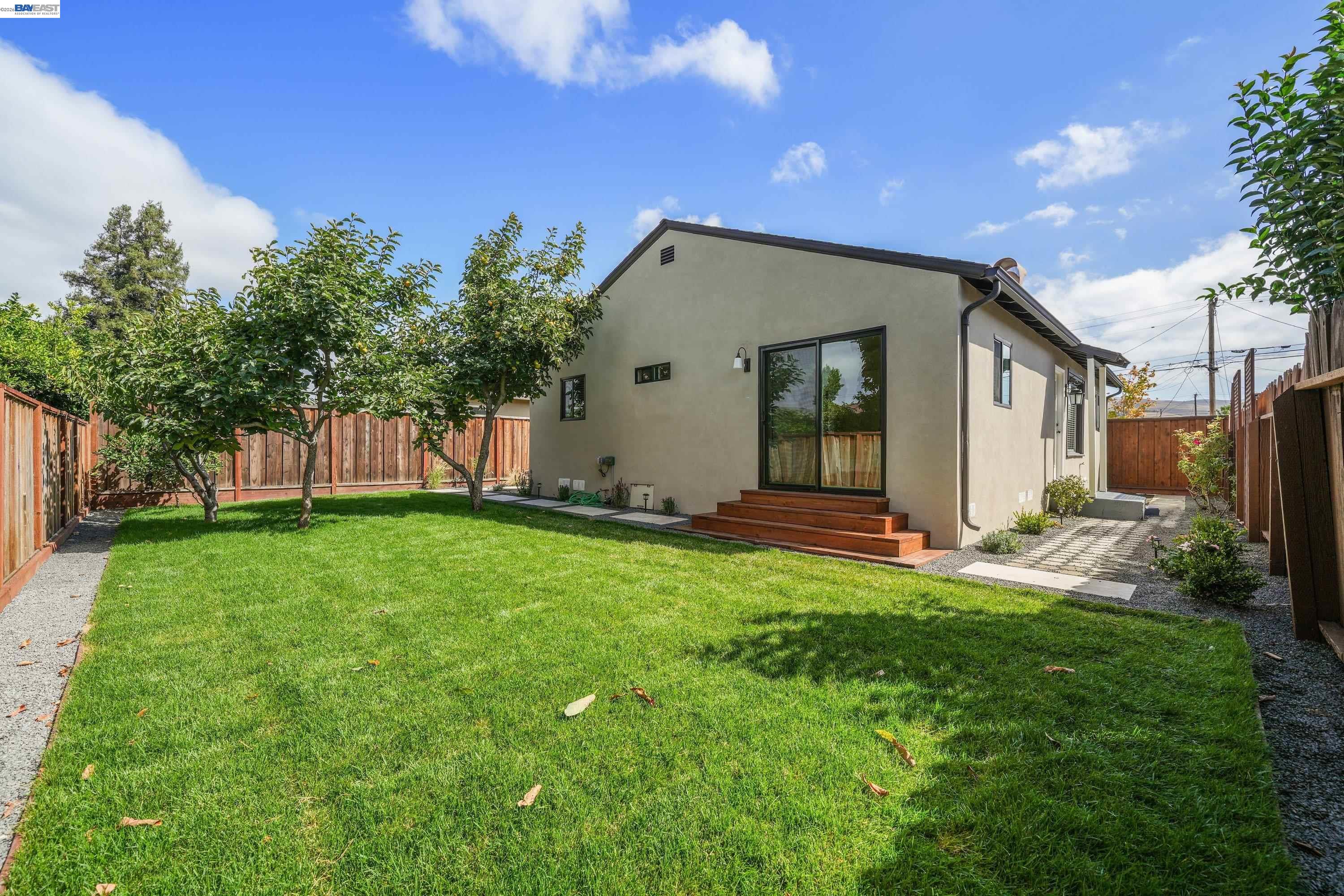 31967 Albany St, Hayward CA 94544 — photo 33