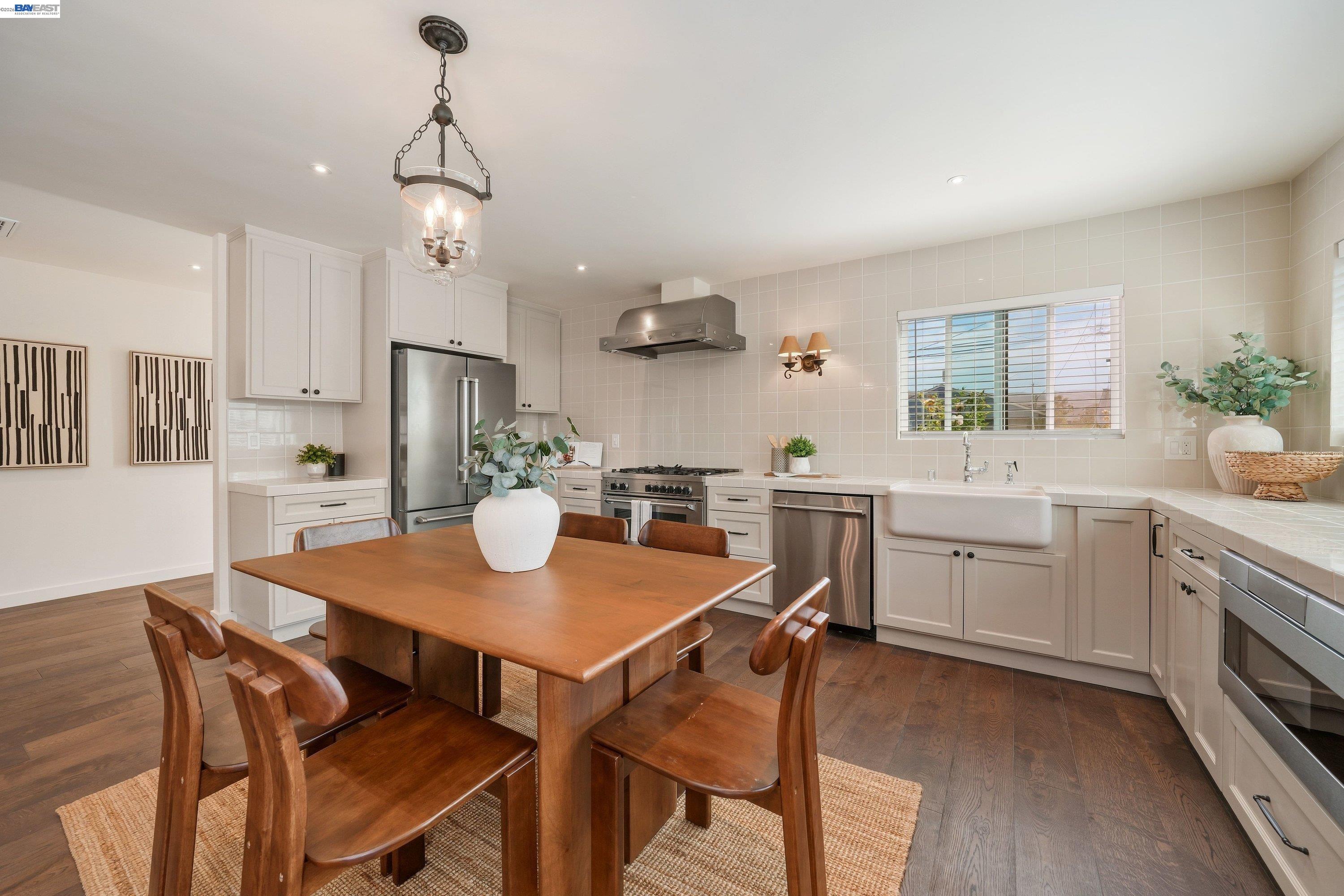 31967 Albany St, Hayward CA 94544 — photo 9