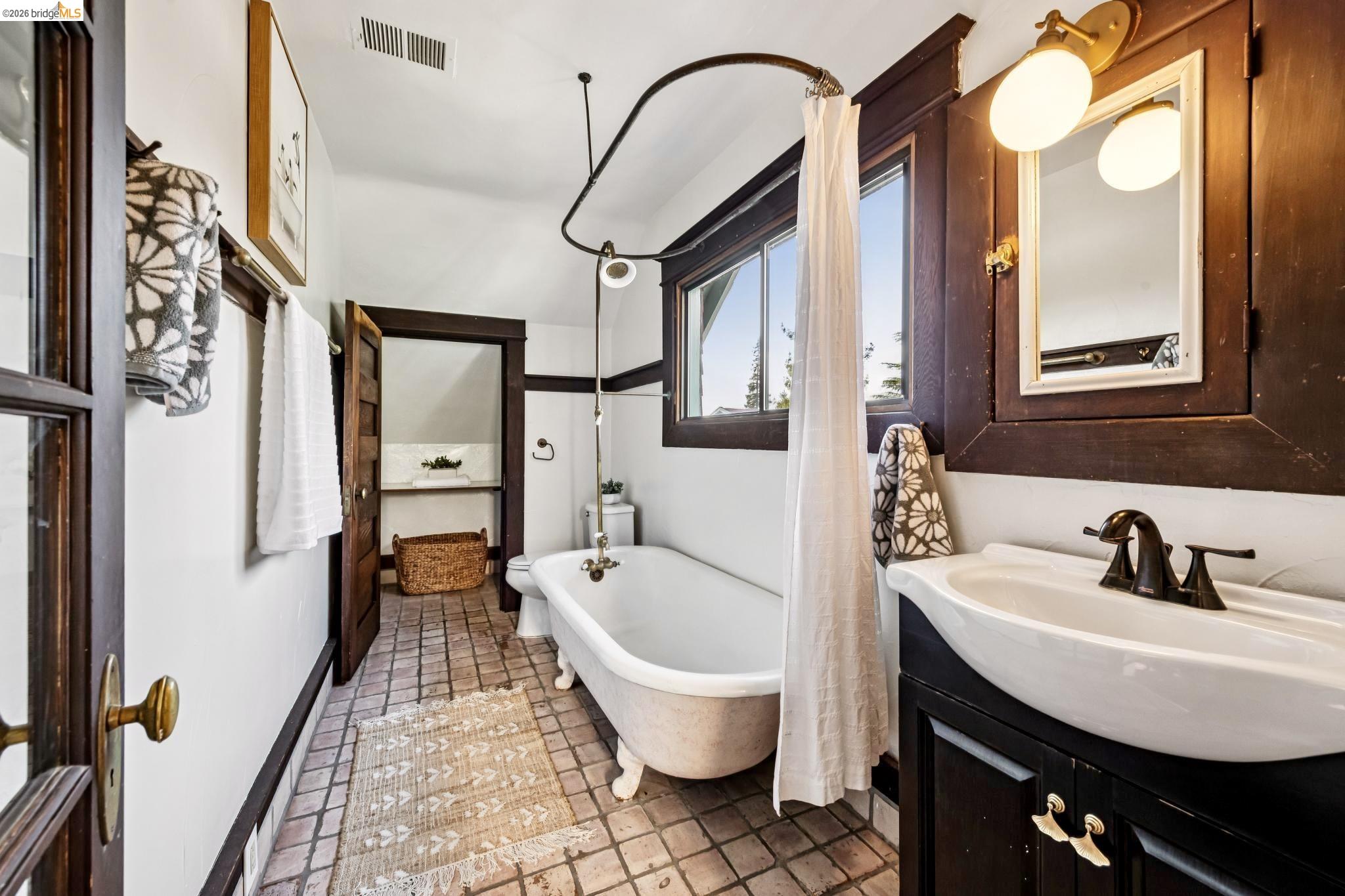 2319 Woolsey St, Berkeley CA 94705 — photo 47