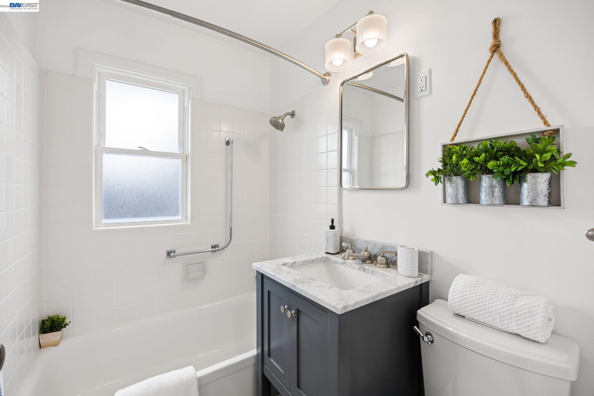 104 Cypress St, Alameda CA 94501 — photo 31