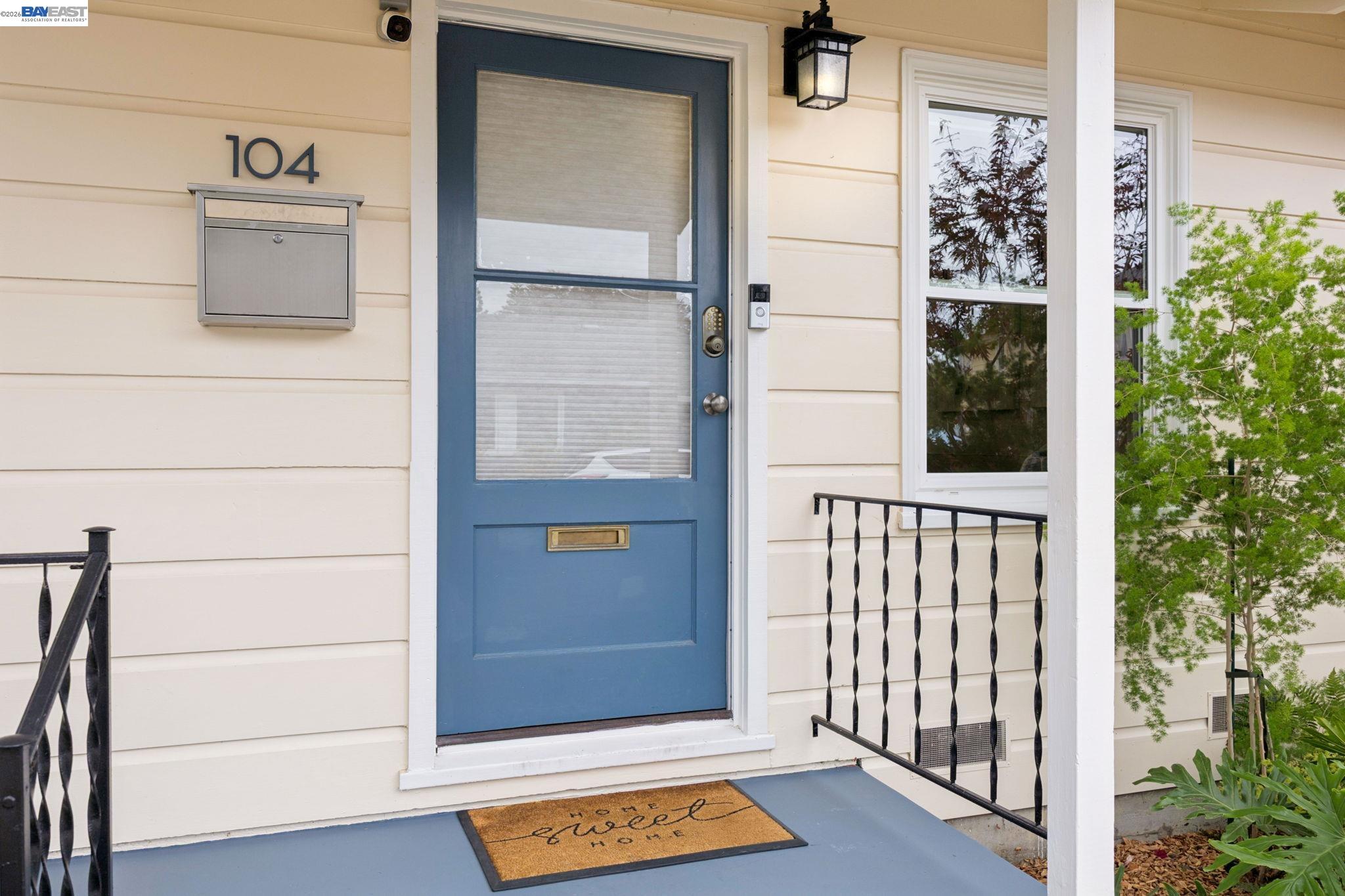104 Cypress St, Alameda CA 94501 — photo 9