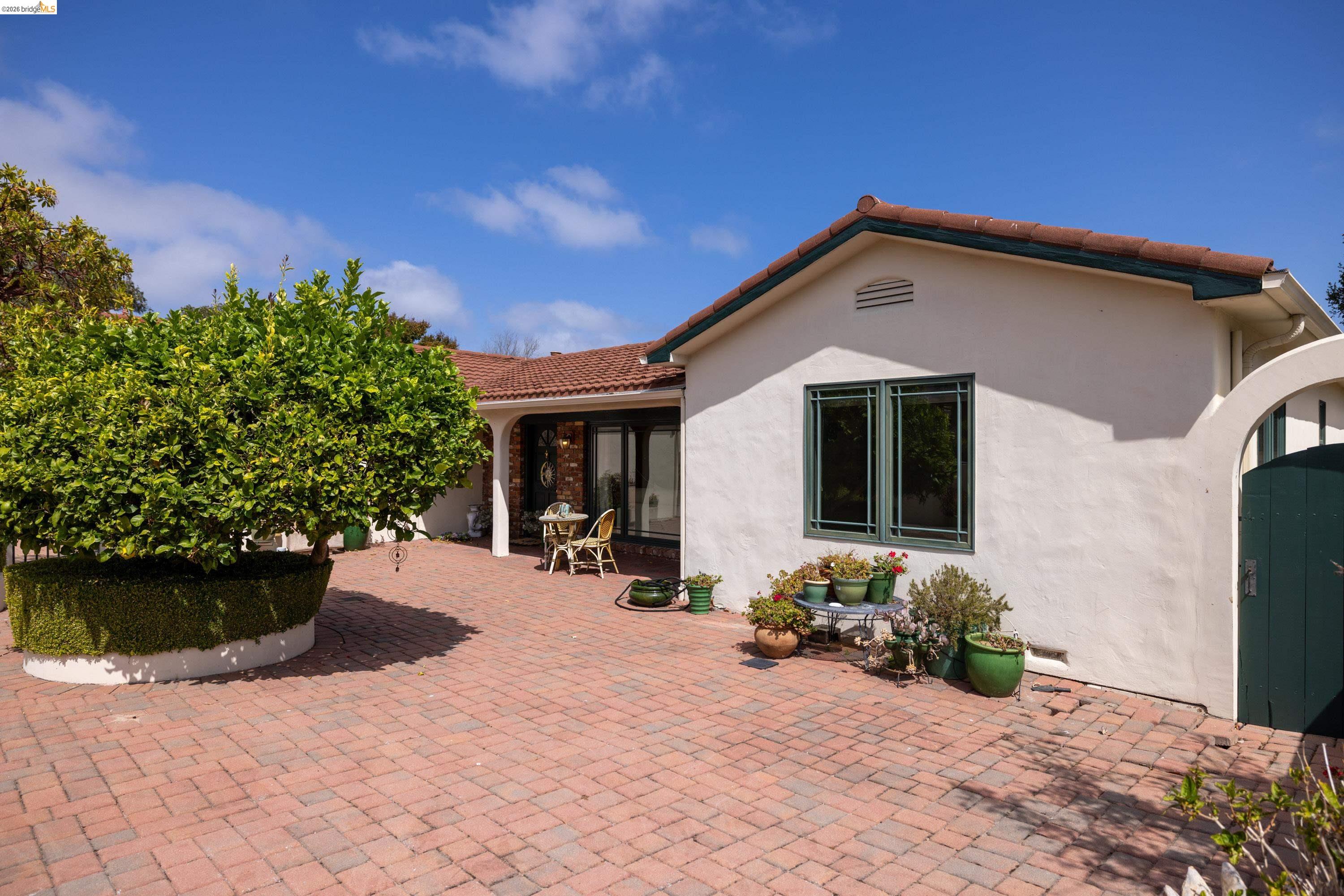 913 Monterey Cir, Monterey CA 93940 — photo 52