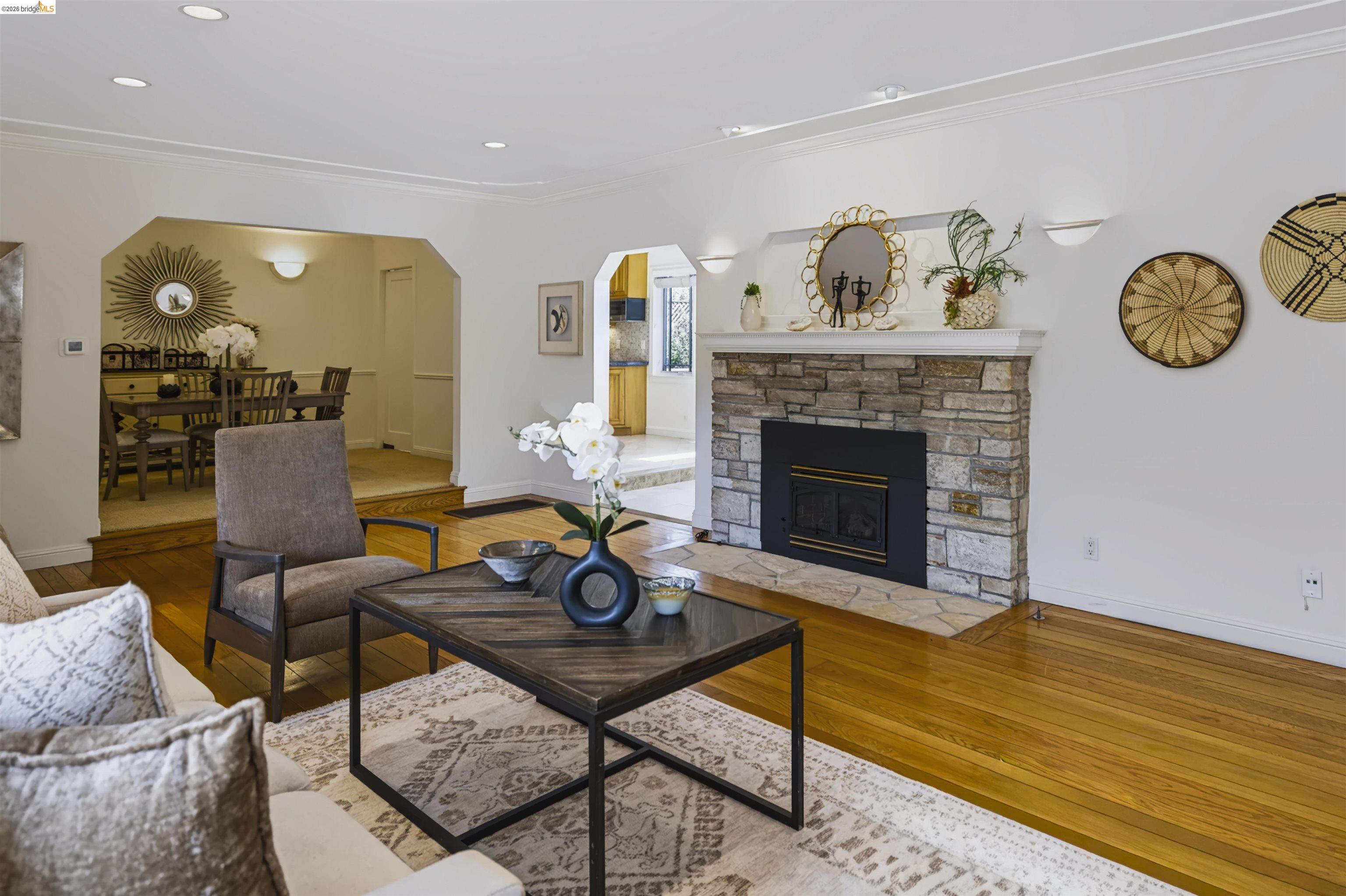 913 Monterey Cir, Monterey CA 93940 — photo 9