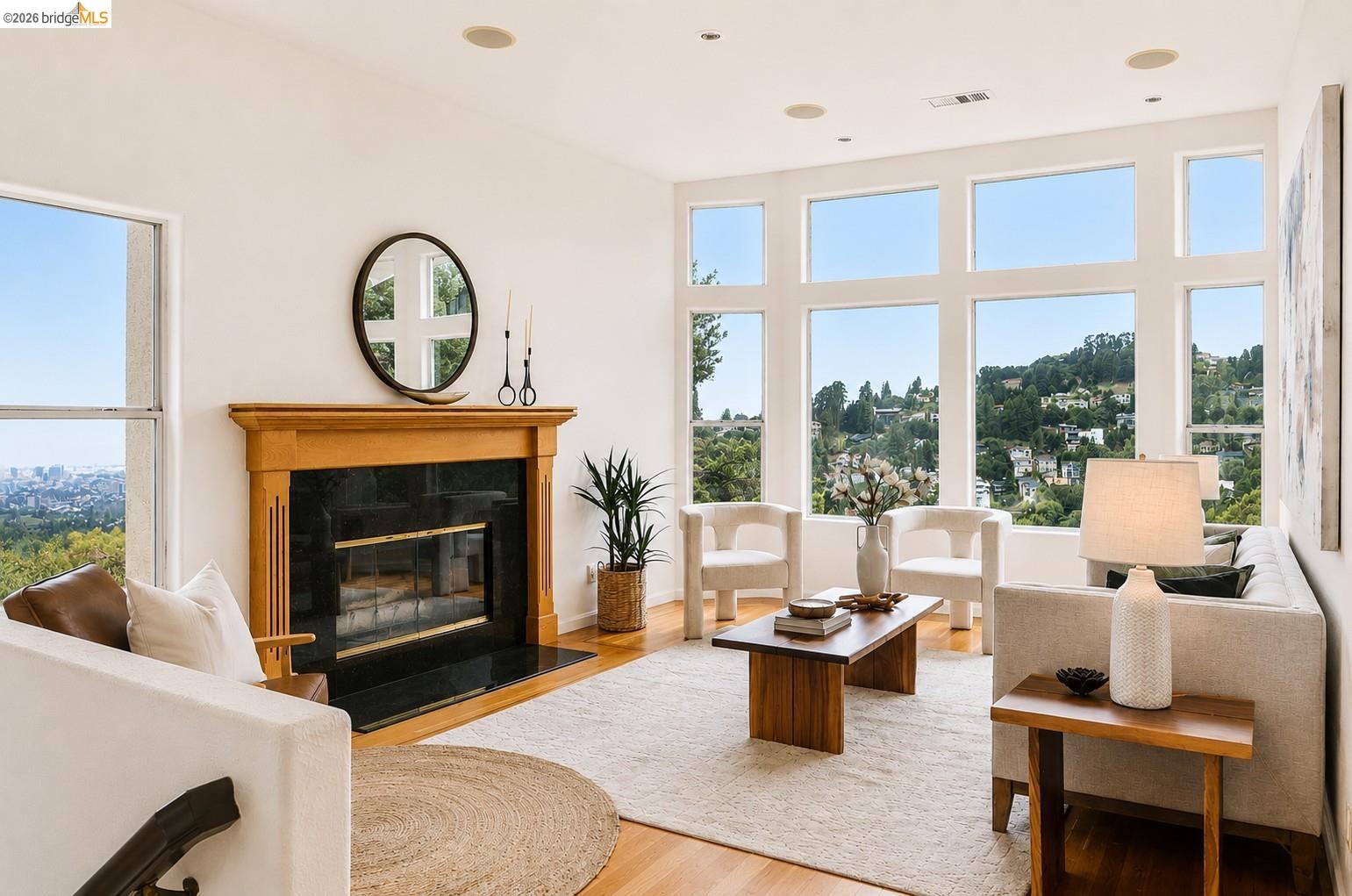 35 Bay Forest Ct, Oakland CA 94611