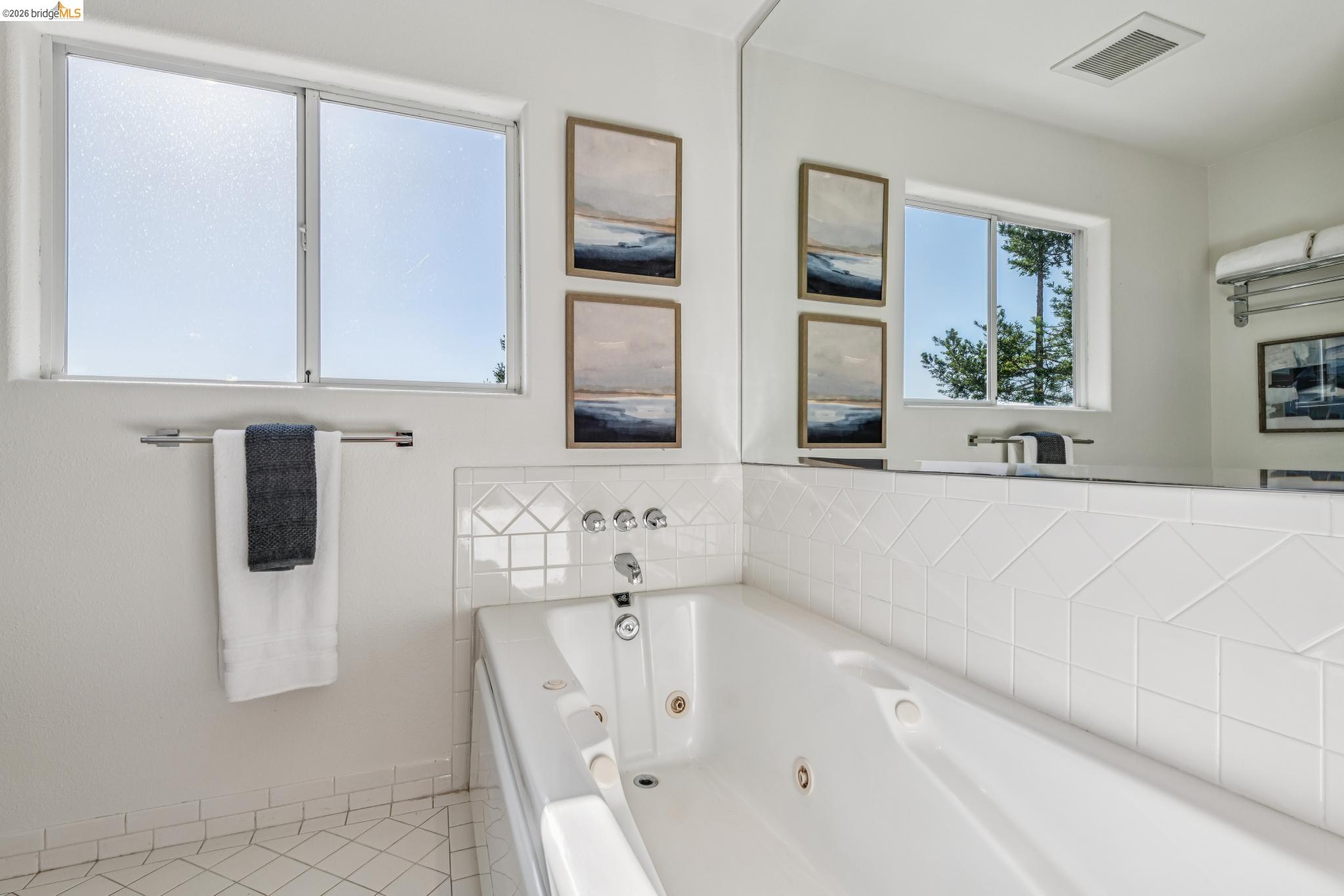 35 Bay Forest Ct, Oakland CA 94611 — photo 44