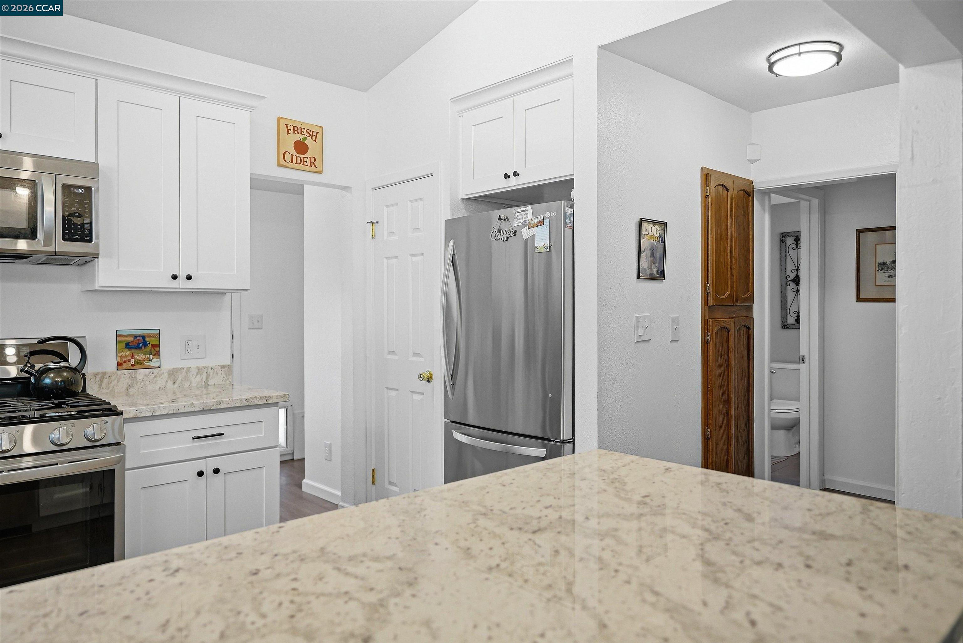 322 Coghlan St, Vallejo CA 94590 — photo 14