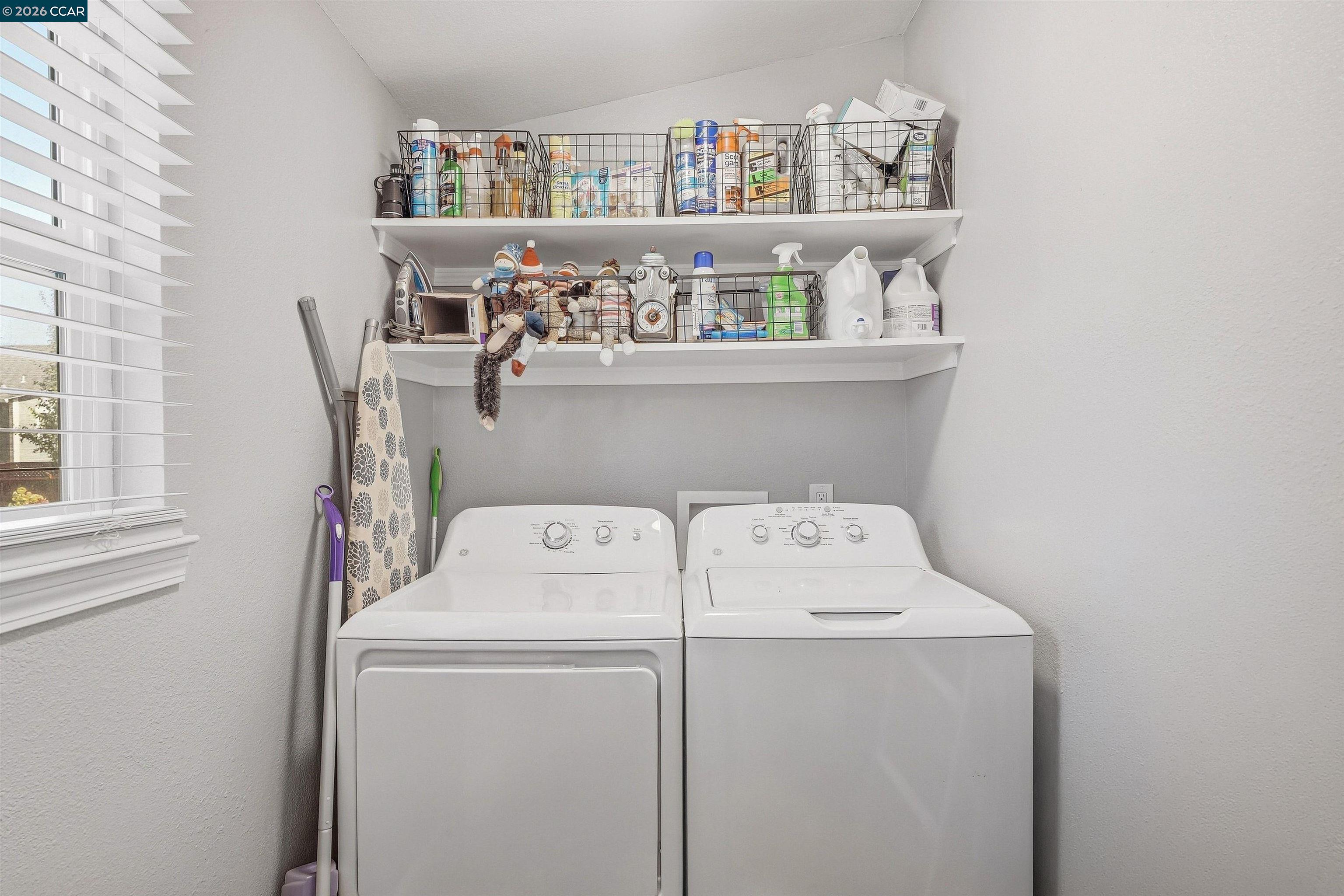 322 Coghlan St, Vallejo CA 94590 — photo 15