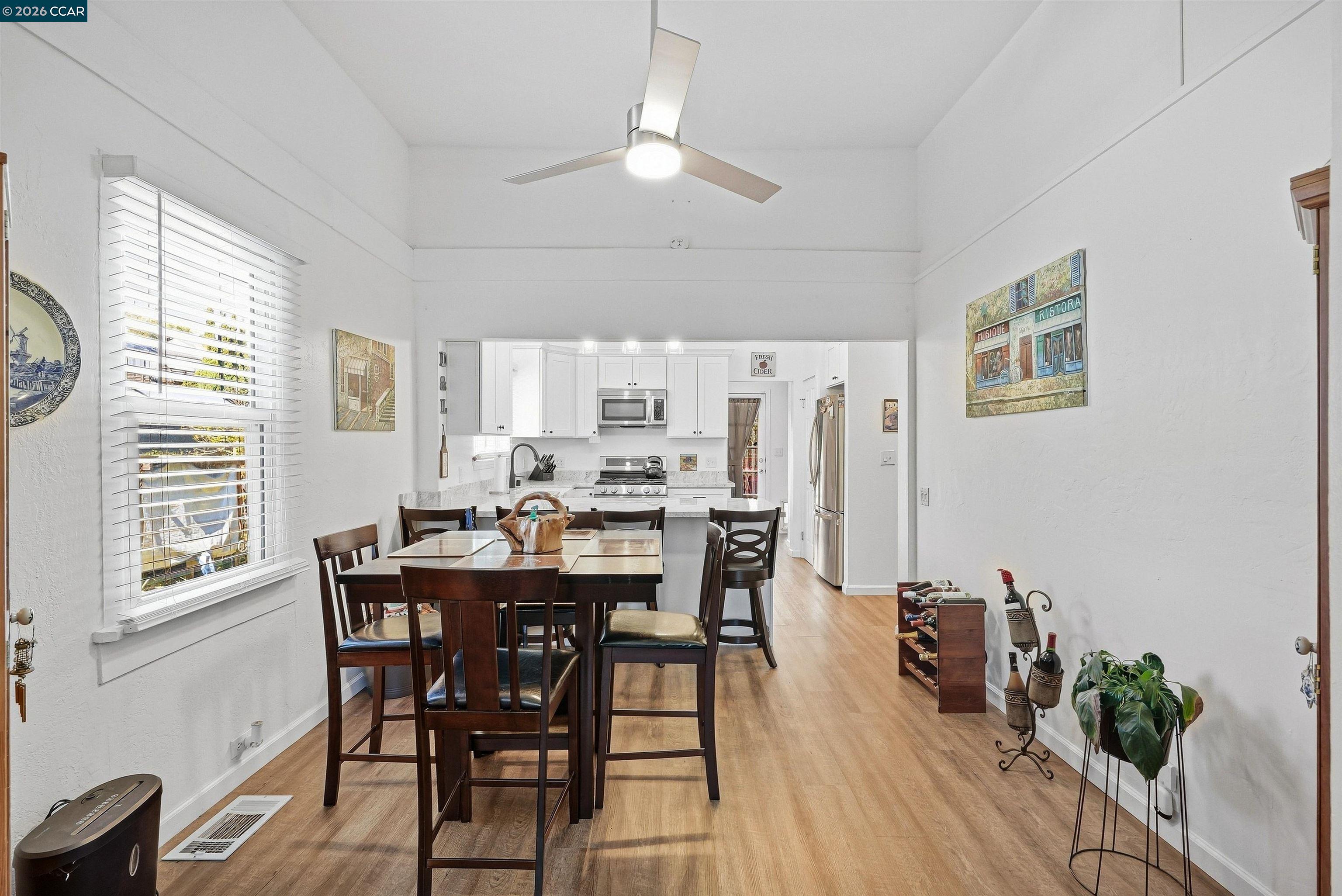 322 Coghlan St, Vallejo CA 94590 — photo 8