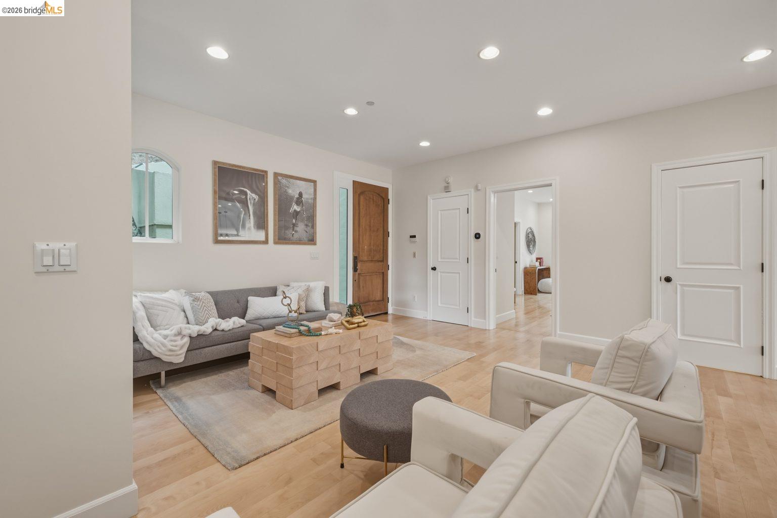 6375 Longcroft Dr, Oakland CA 94611 — photo 5