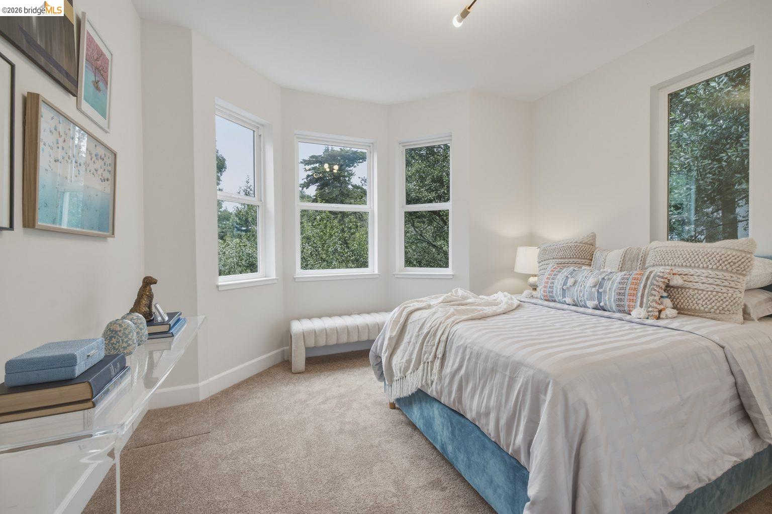 6375 Longcroft Dr, Oakland CA 94611 — photo 53