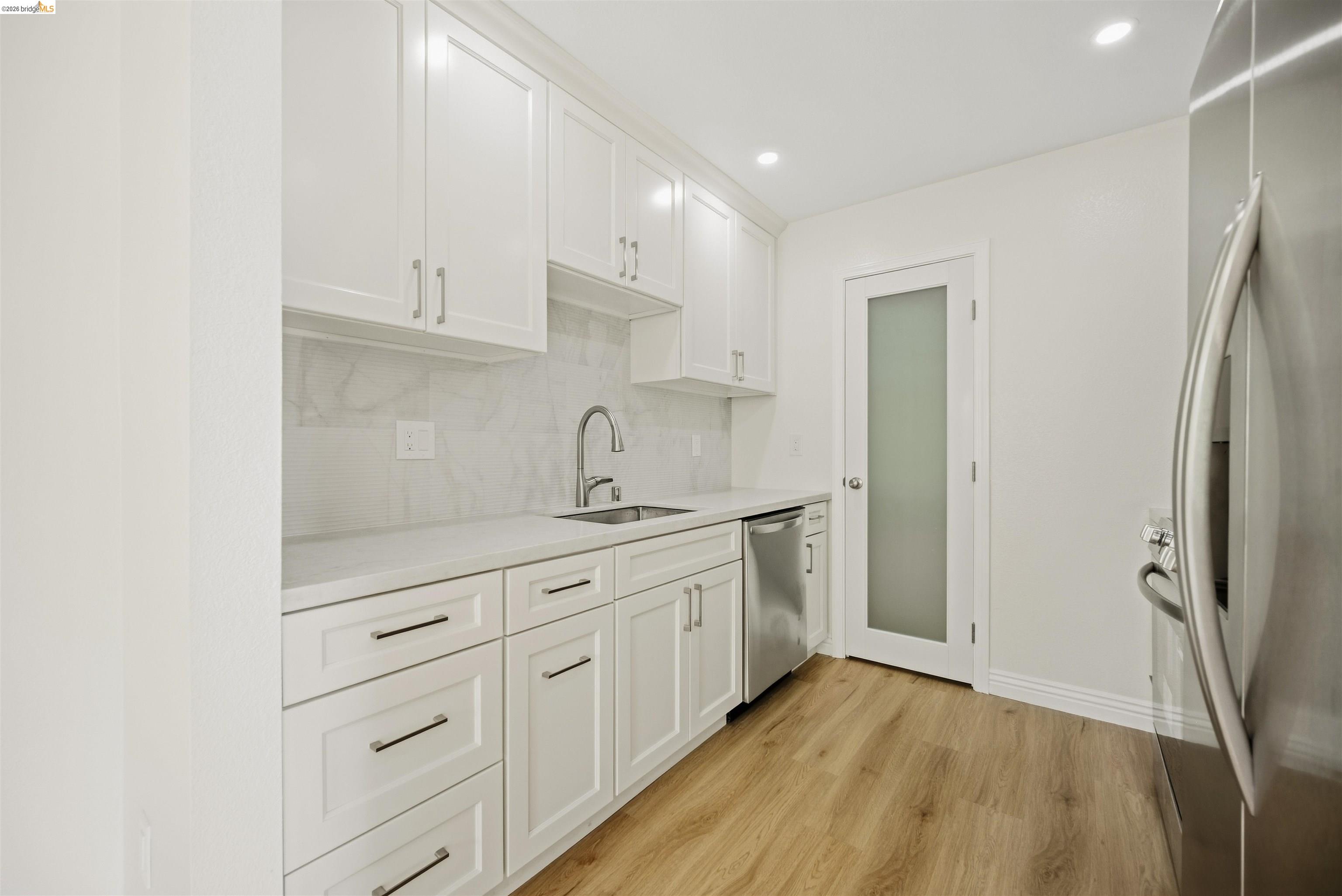 385 CALIENTE CIR, San Leandro CA 94578 — photo 12