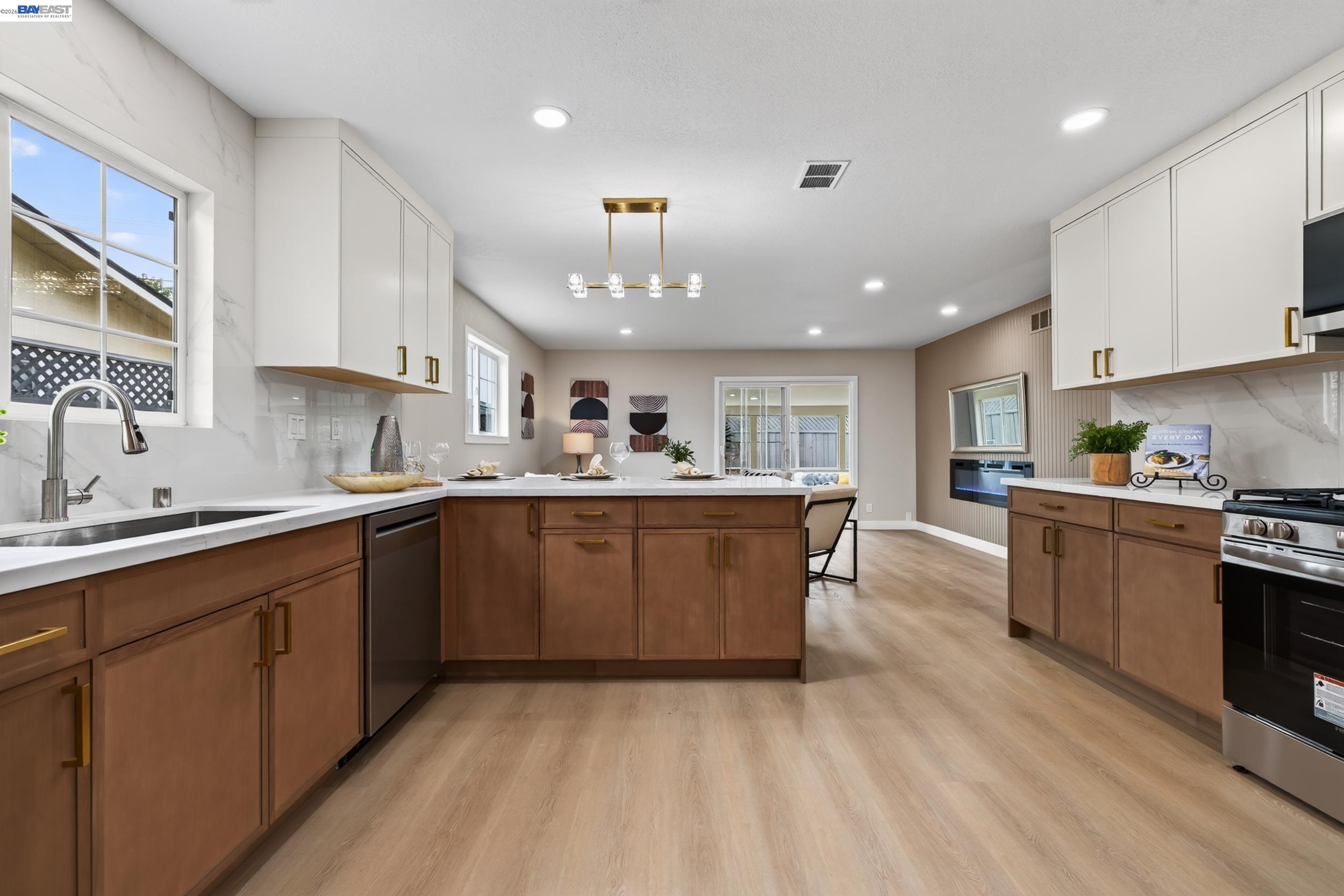 805 Calero St, Milpitas CA 95035 — photo 10