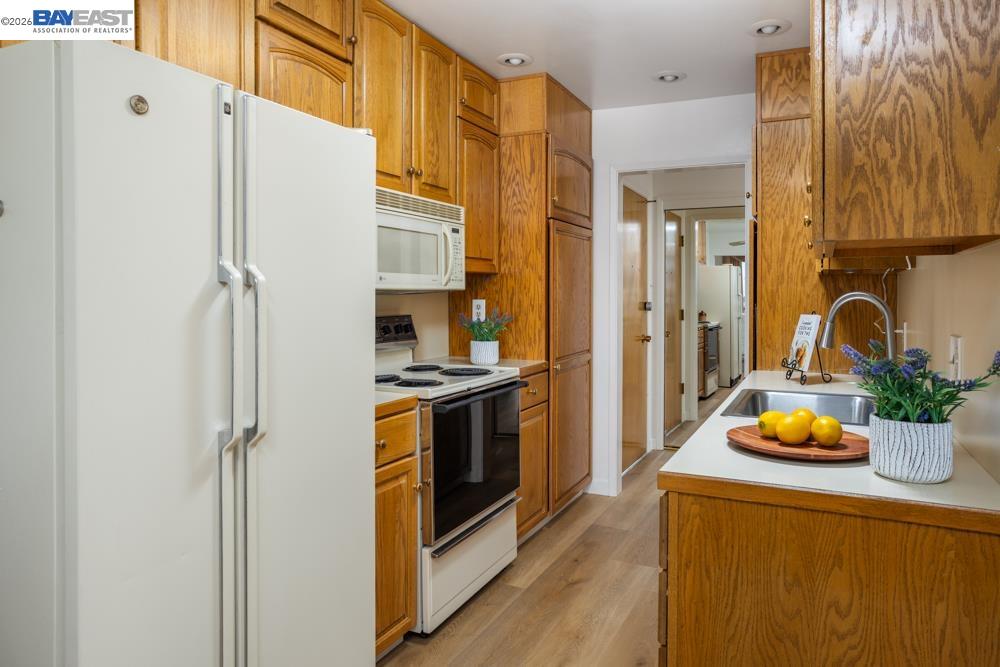 2137 Otis Dr # 204, Alameda CA 94501 — photo 8