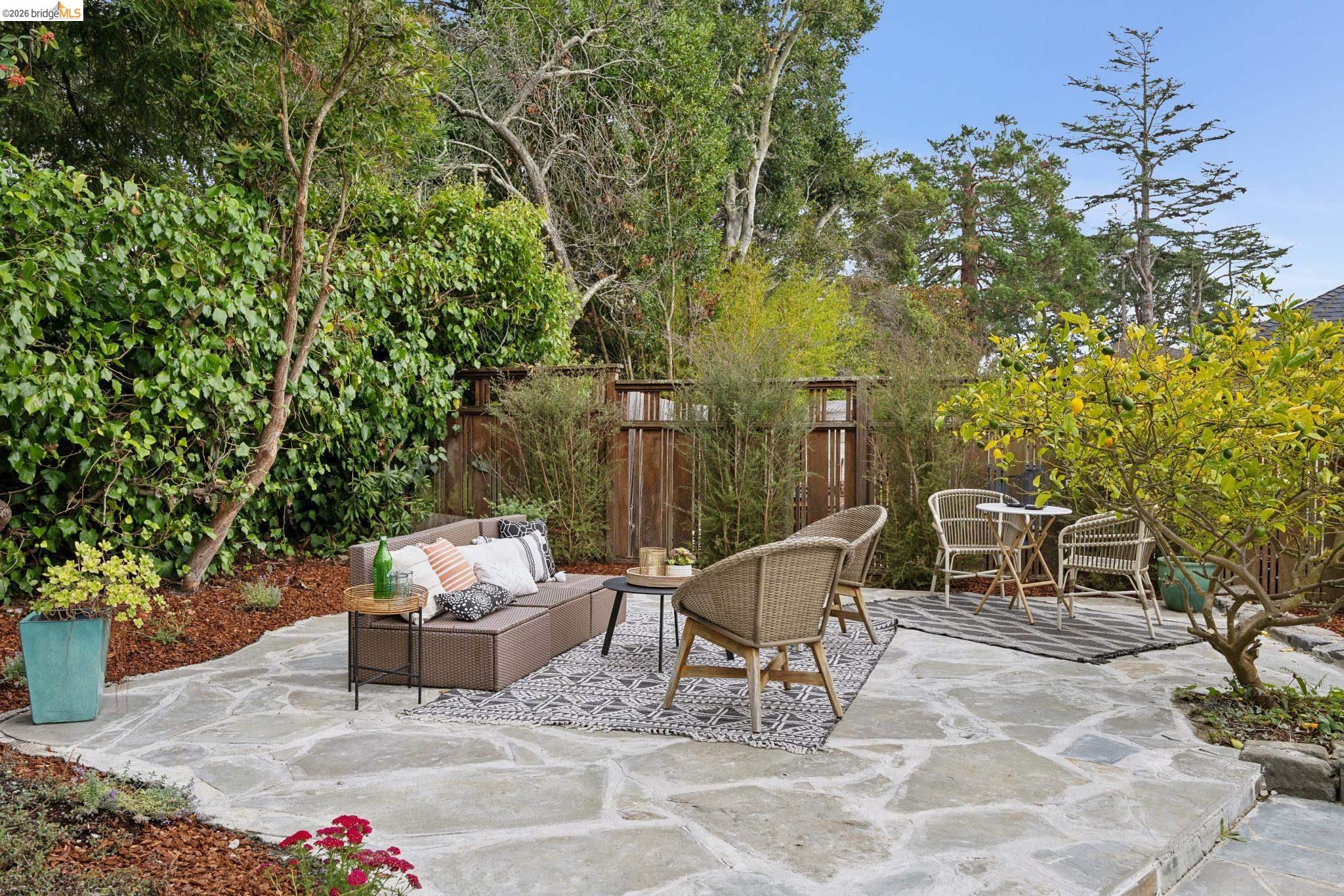 18 Arlington Ct, Kensington CA 94707 — photo 28