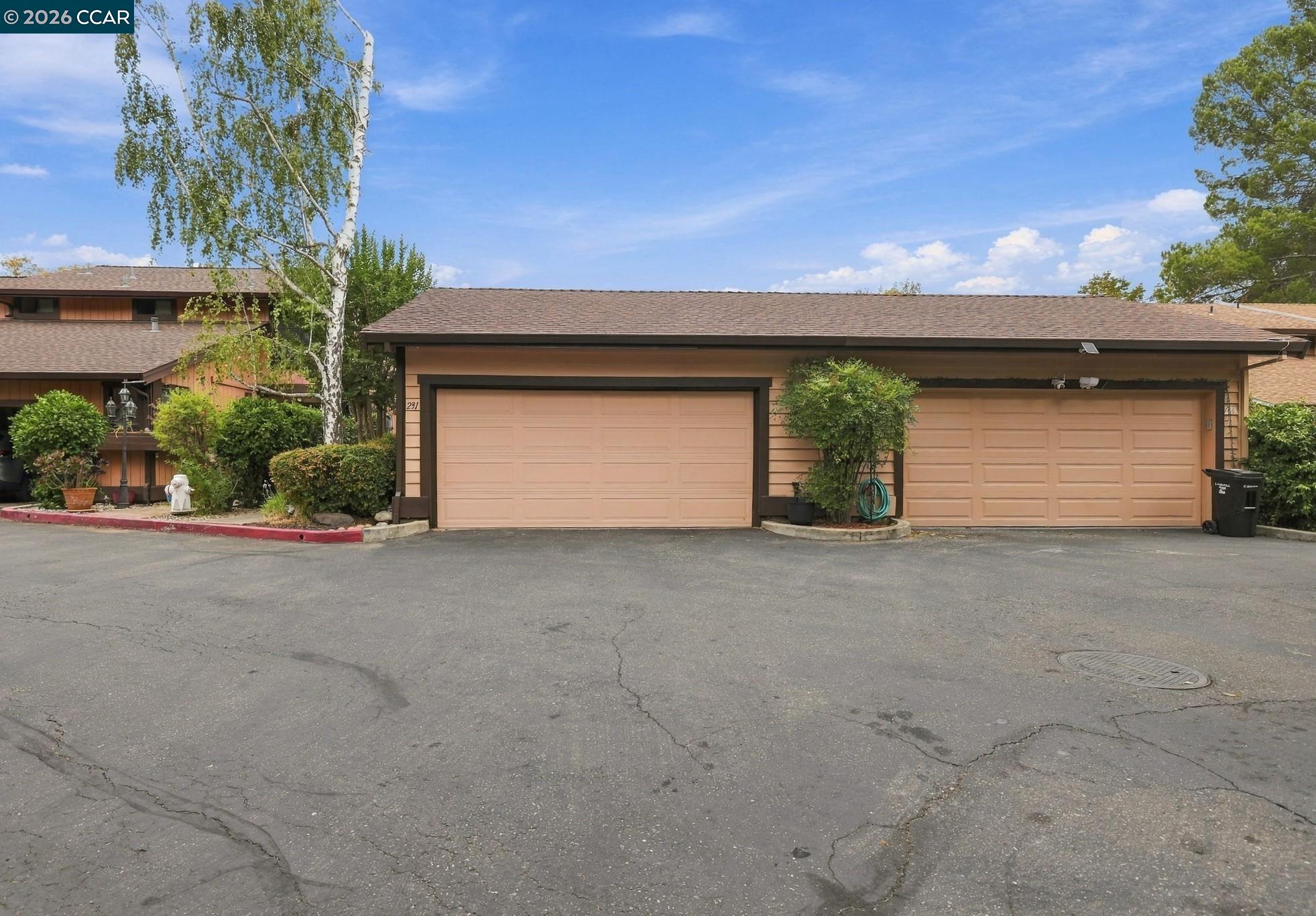 231 Charter Oak Cir, Walnut Creek CA 94597 — photo 31