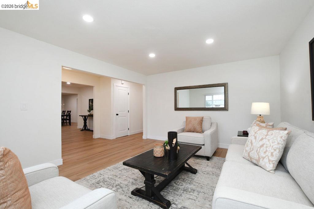 187 Atherton Ave, Pittsburg CA 94565 — photo 8