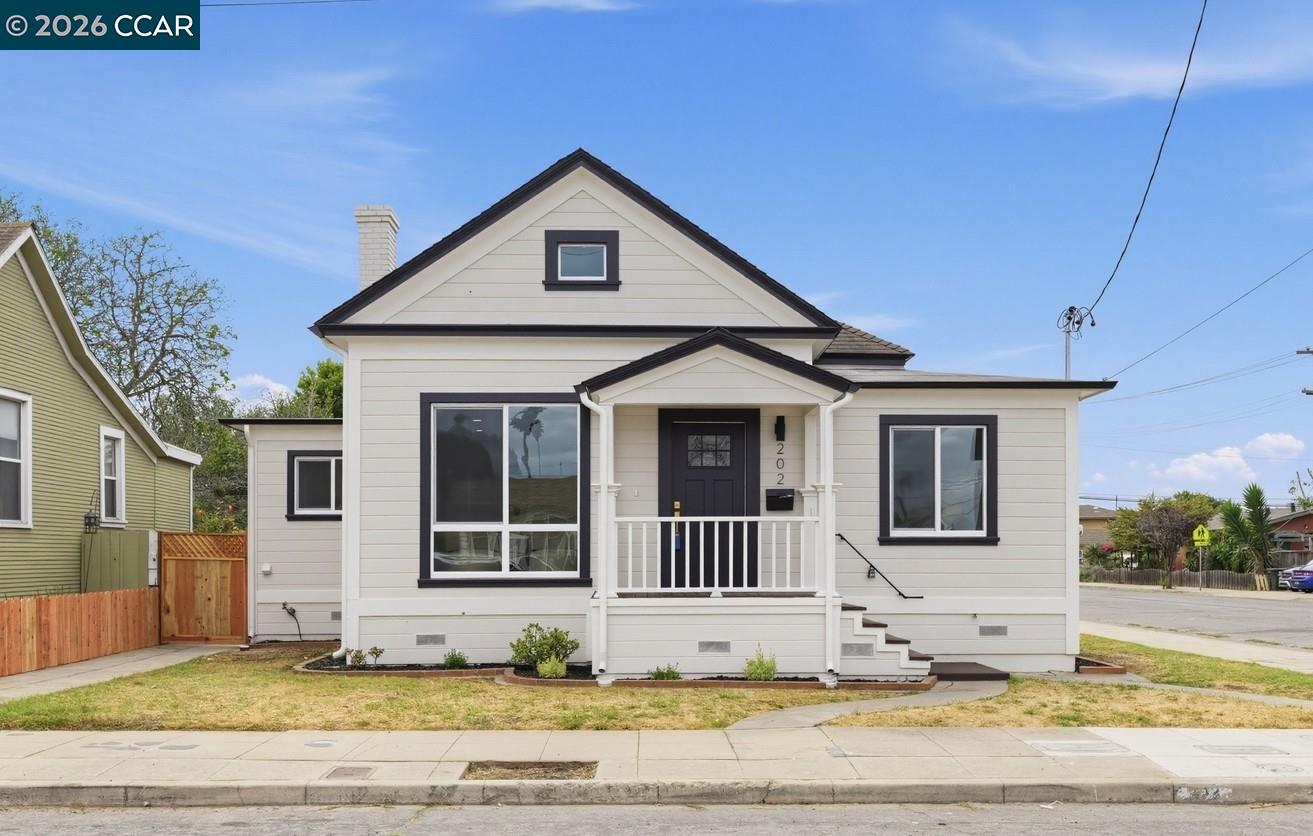 202 Harvest Street, Salinas CA 93901