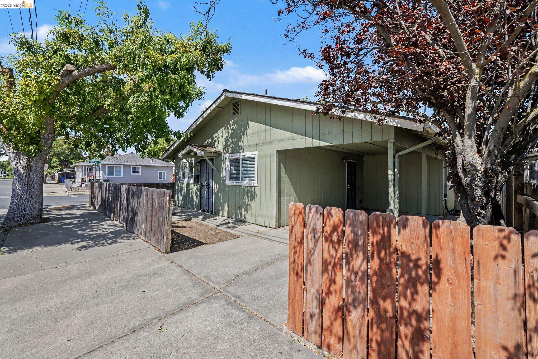 201 E 17Th St, Pittsburg CA 94565 — photo 2