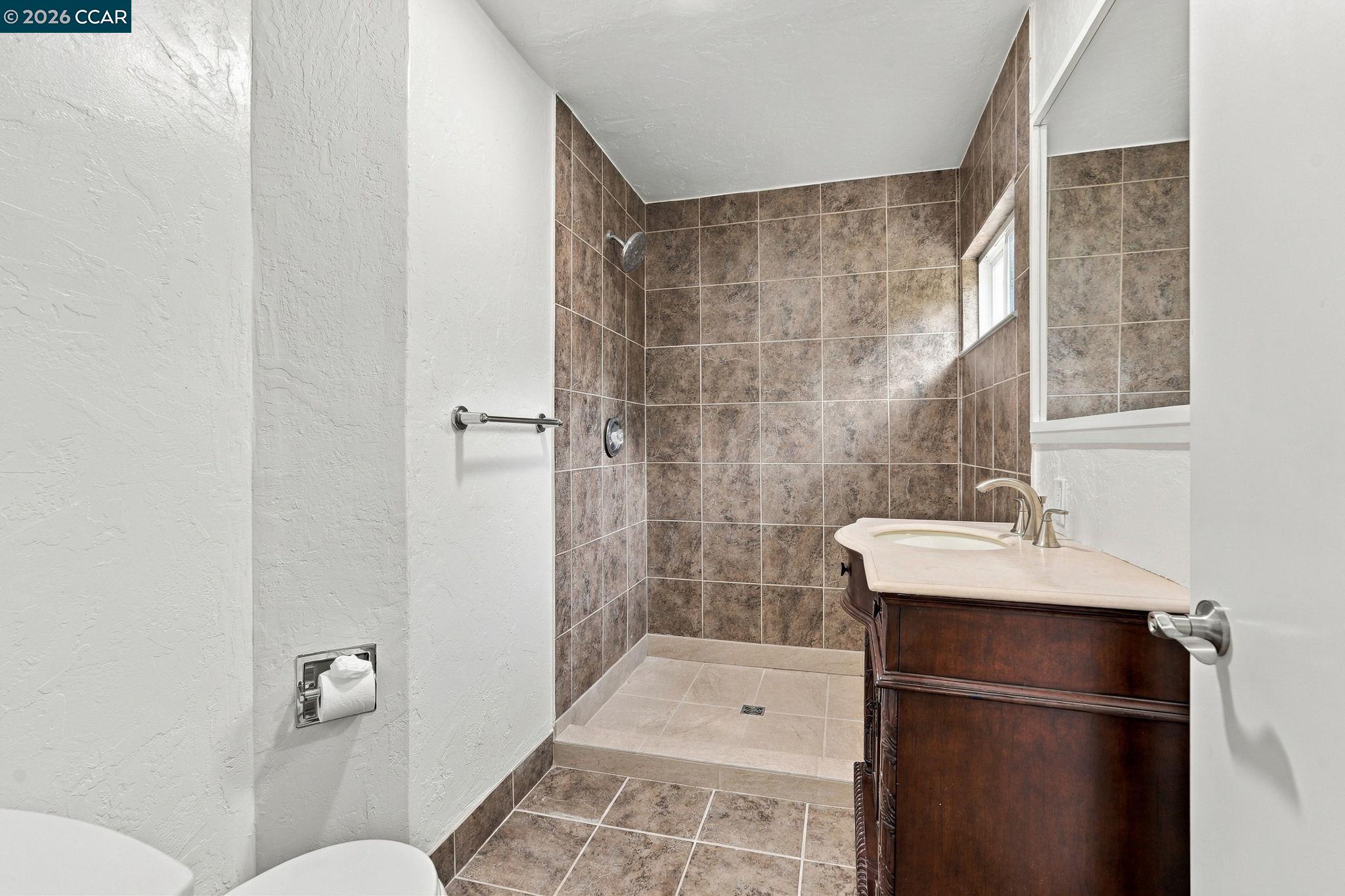 1719 Greentree Dr, Concord CA 94521 — photo 36