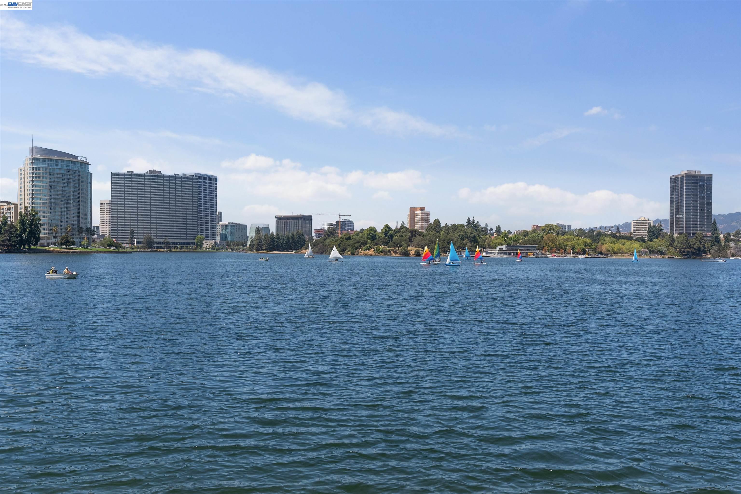 1438 Lakeshore Ave # 6, Oakland CA 94606 — photo 19