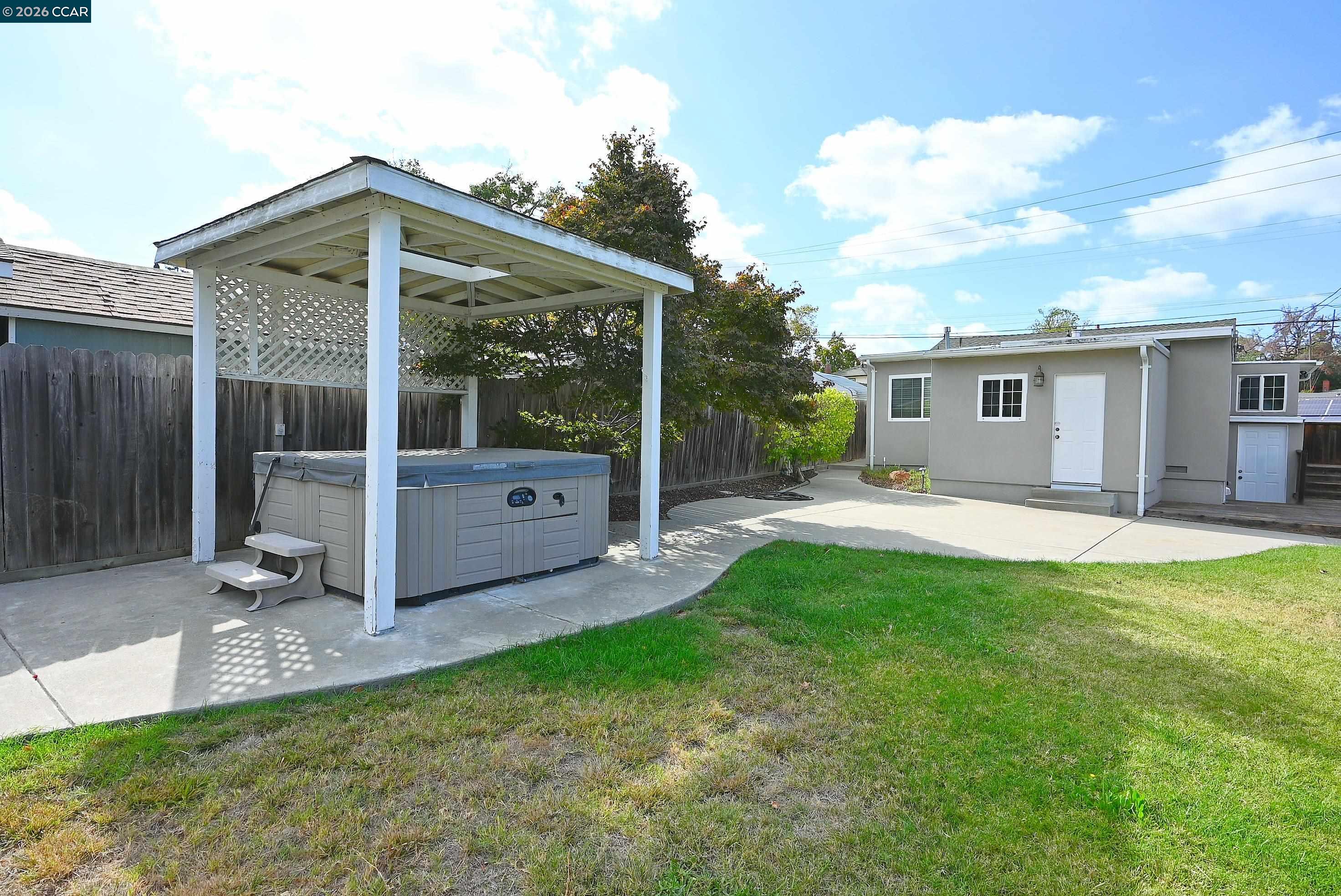 1124 Bush St, Martinez CA 94553 — photo 30