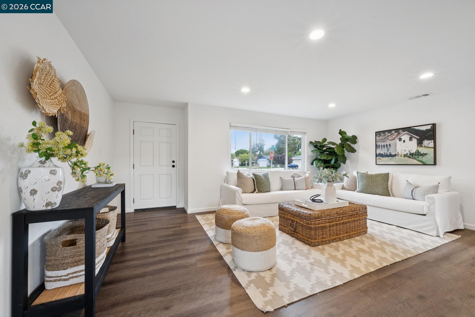 866 Wilmore Ave, Concord CA 94518 — photo 3