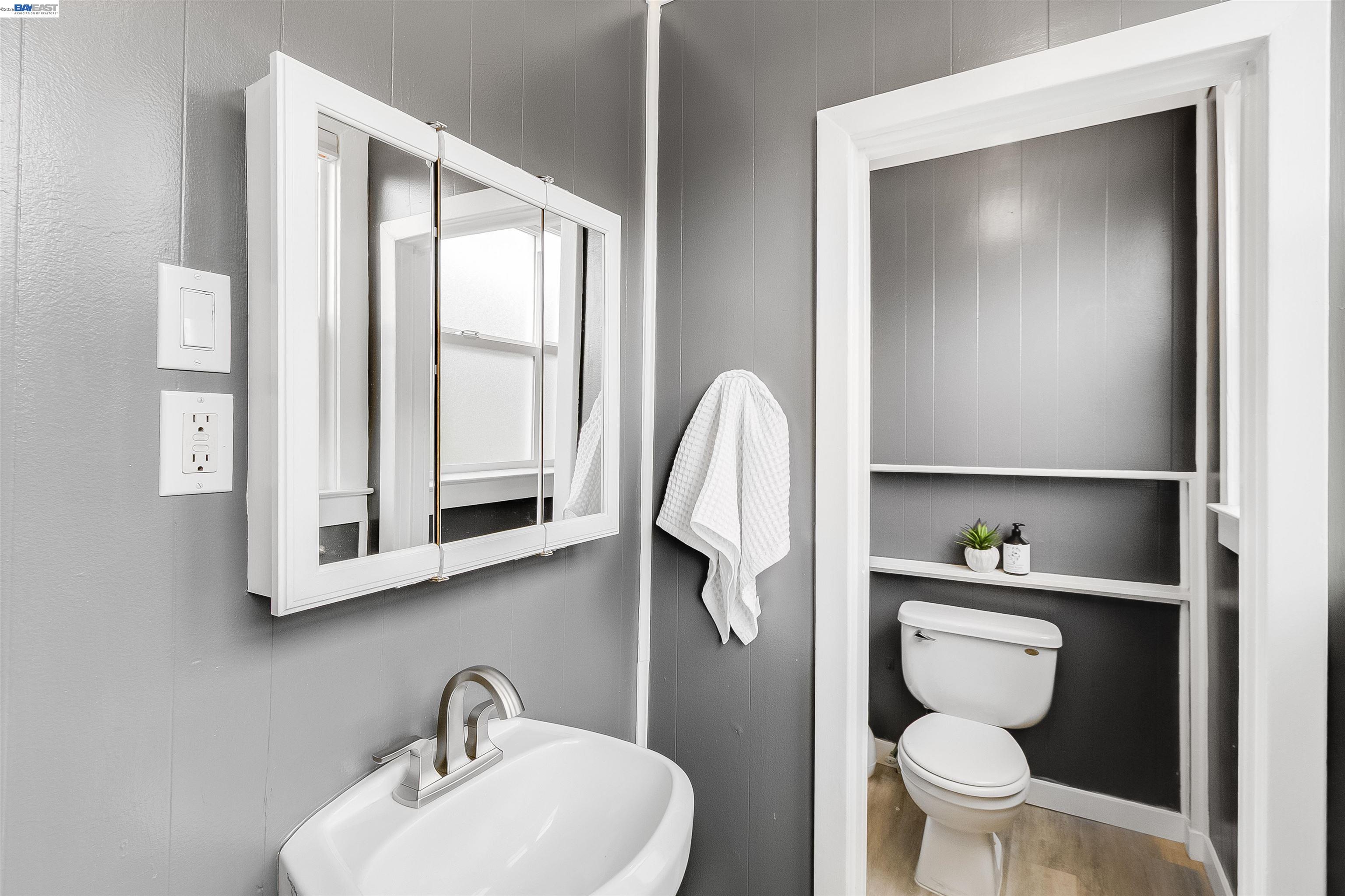 3416 Davis St, Oakland CA 94601 — photo 12