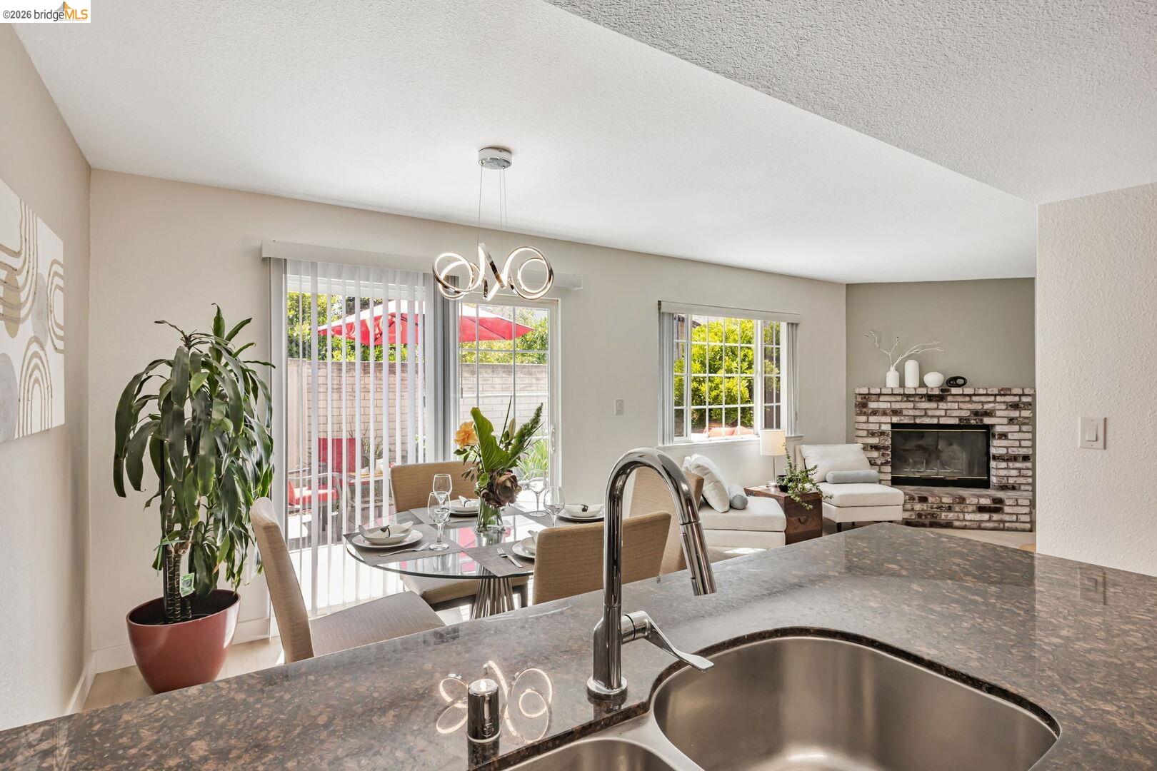 16 Town Sq PL, Oakland CA 94603 — photo 14