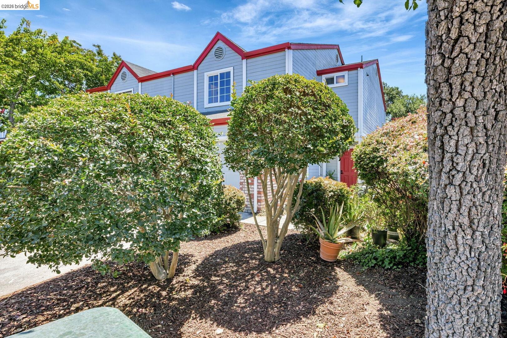 16 Town Sq PL, Oakland CA 94603 — photo 40