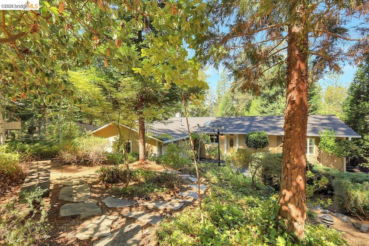 14358 Plover Way, Grass Valley CA 95949 — photo 2