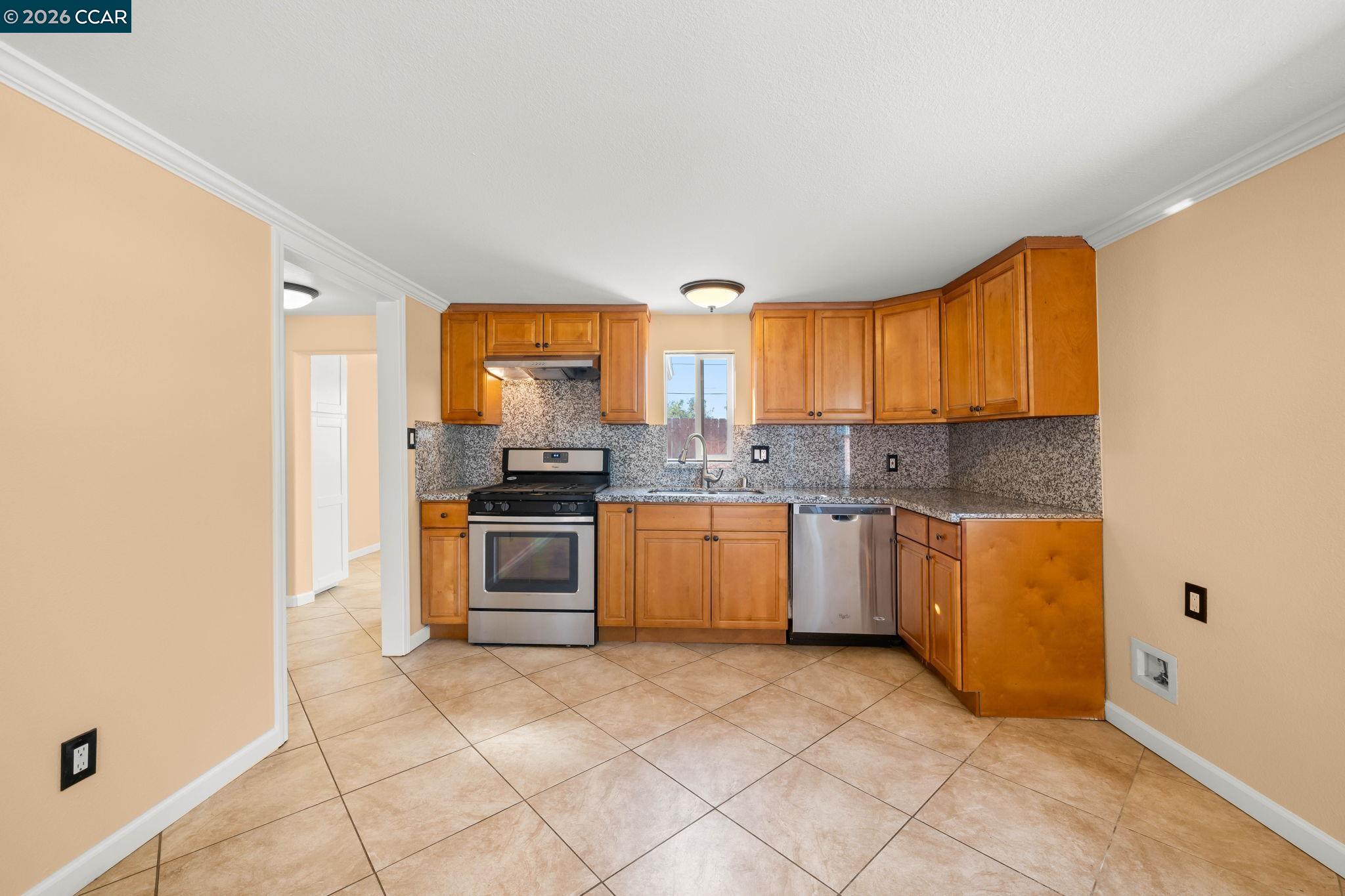 5324 Hobart Ave, Stockton CA 95215 — photo 8