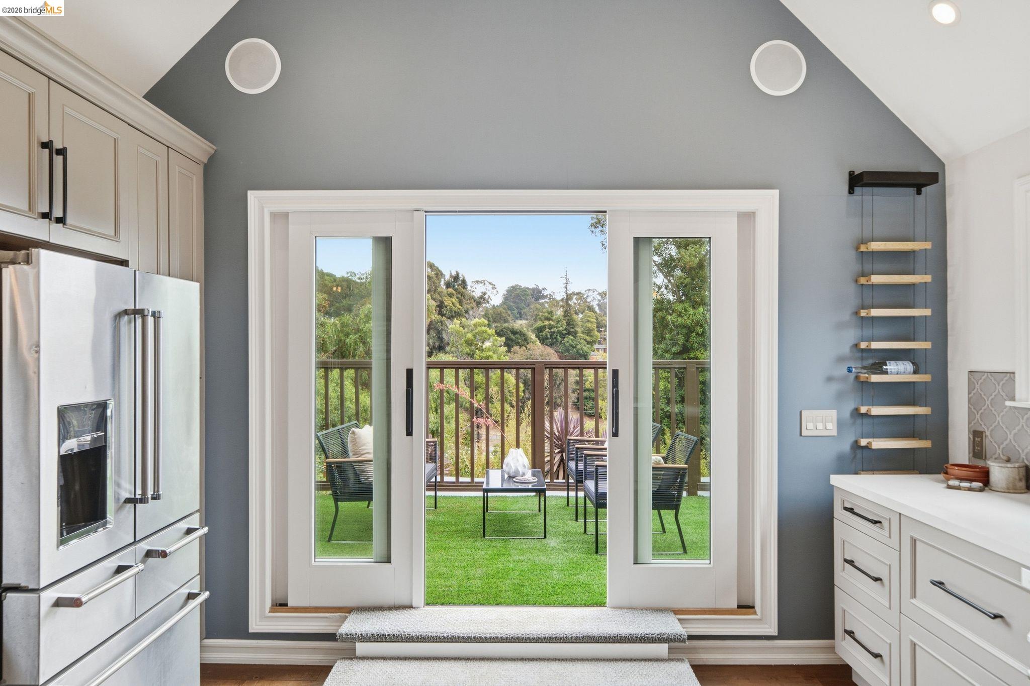 3500 Oak Knoll Blvd, Oakland CA 94605 — photo 25