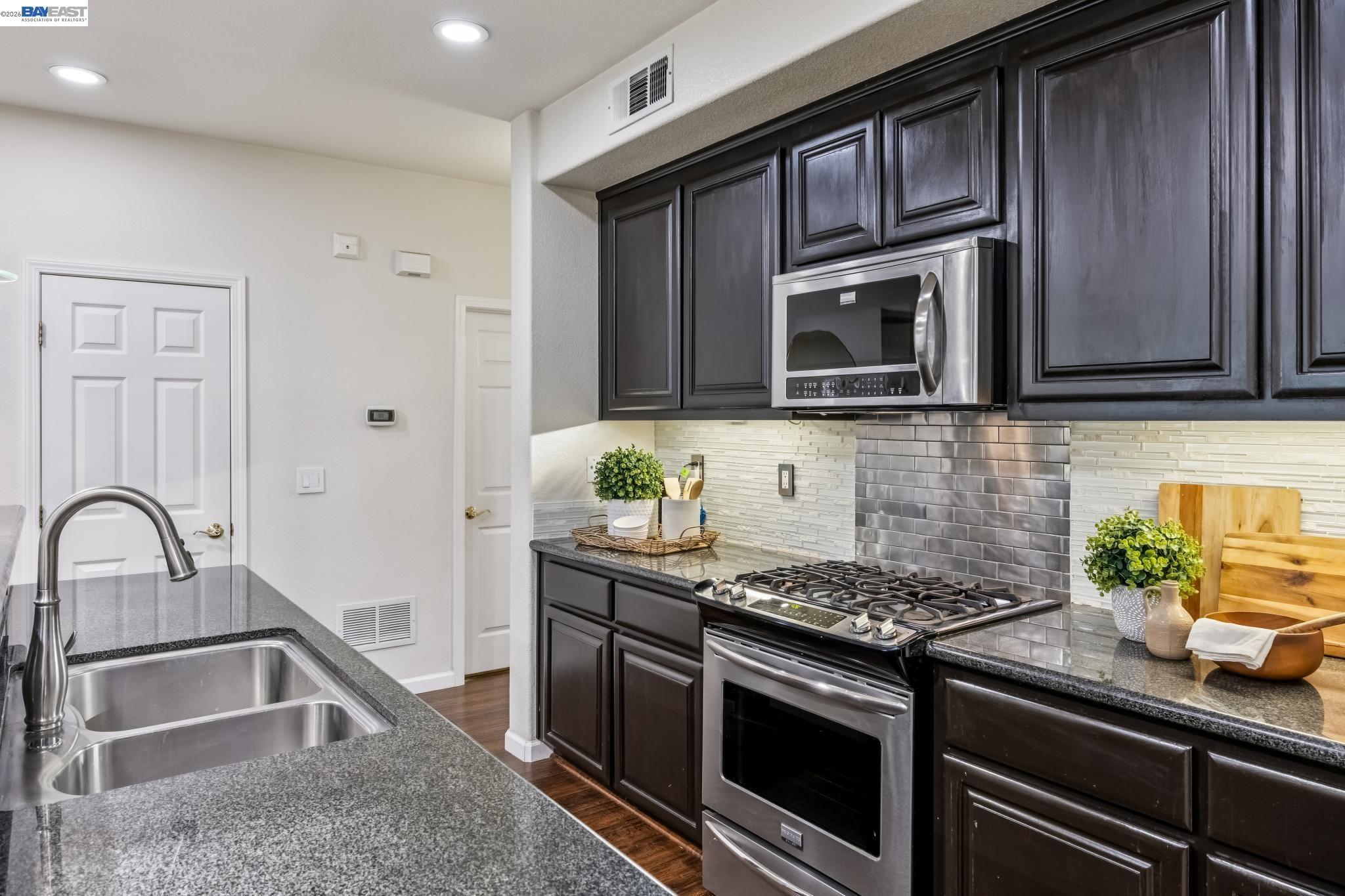 4366 Fitzwilliam St, Dublin CA 94568 — photo 20