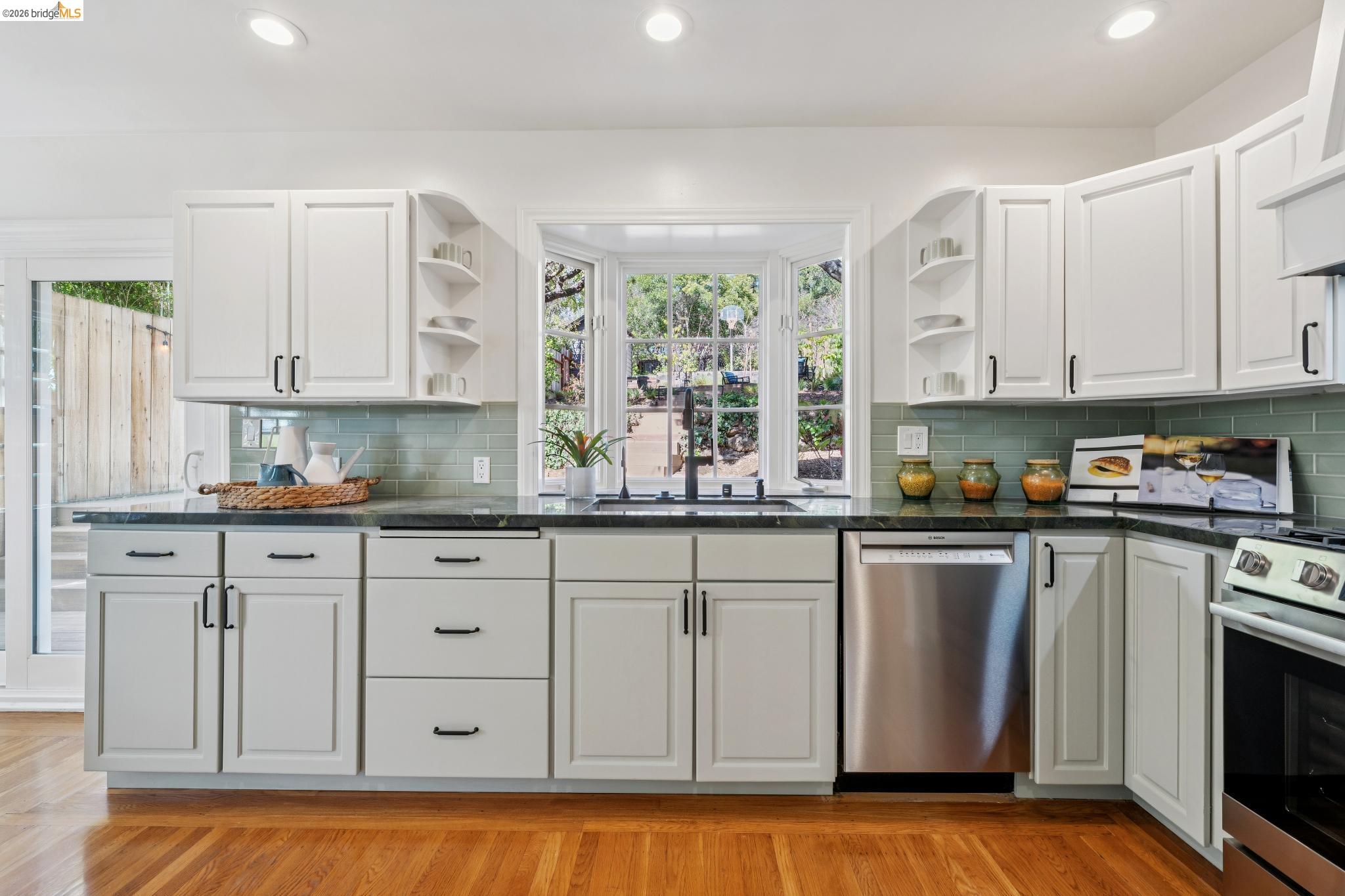 2000 Clemens Rd, Oakland CA 94602 — photo 24
