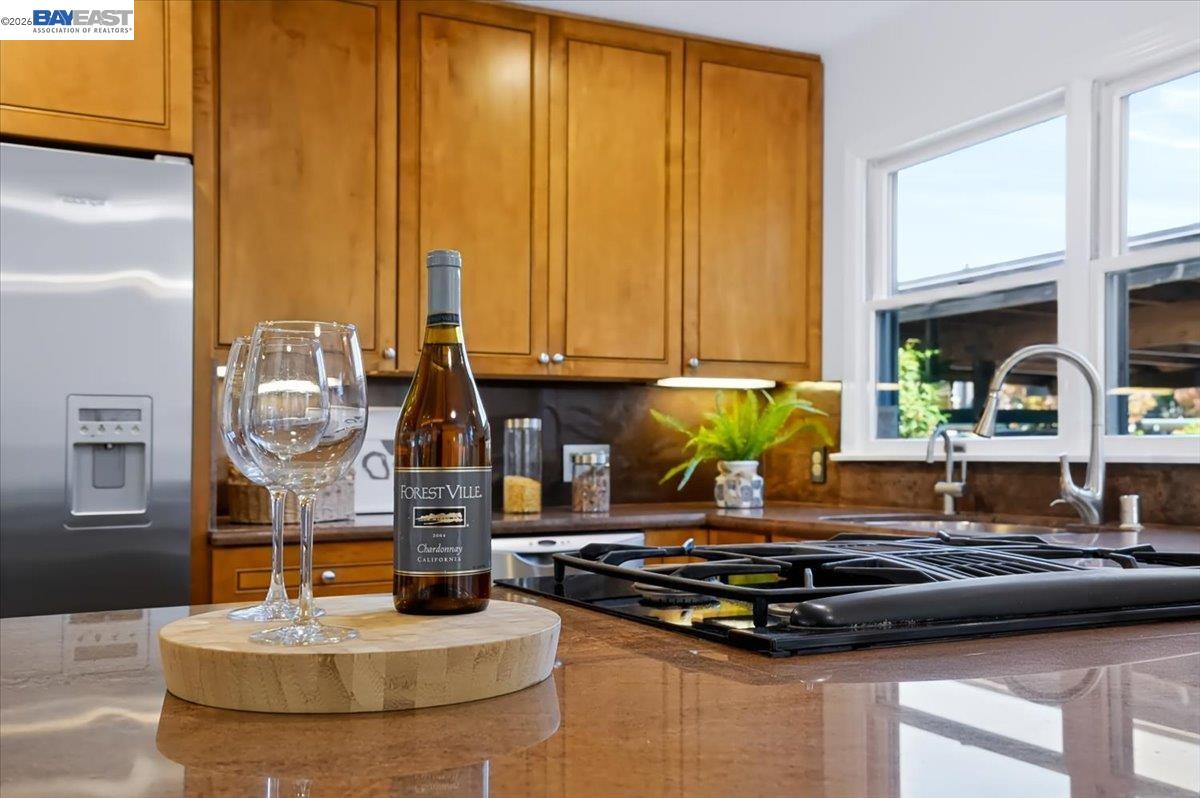 204 Centre Ct, Alameda CA 94502 — photo 13