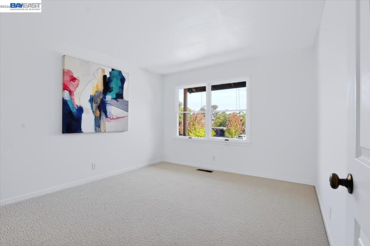 204 Centre Ct, Alameda CA 94502 — photo 27