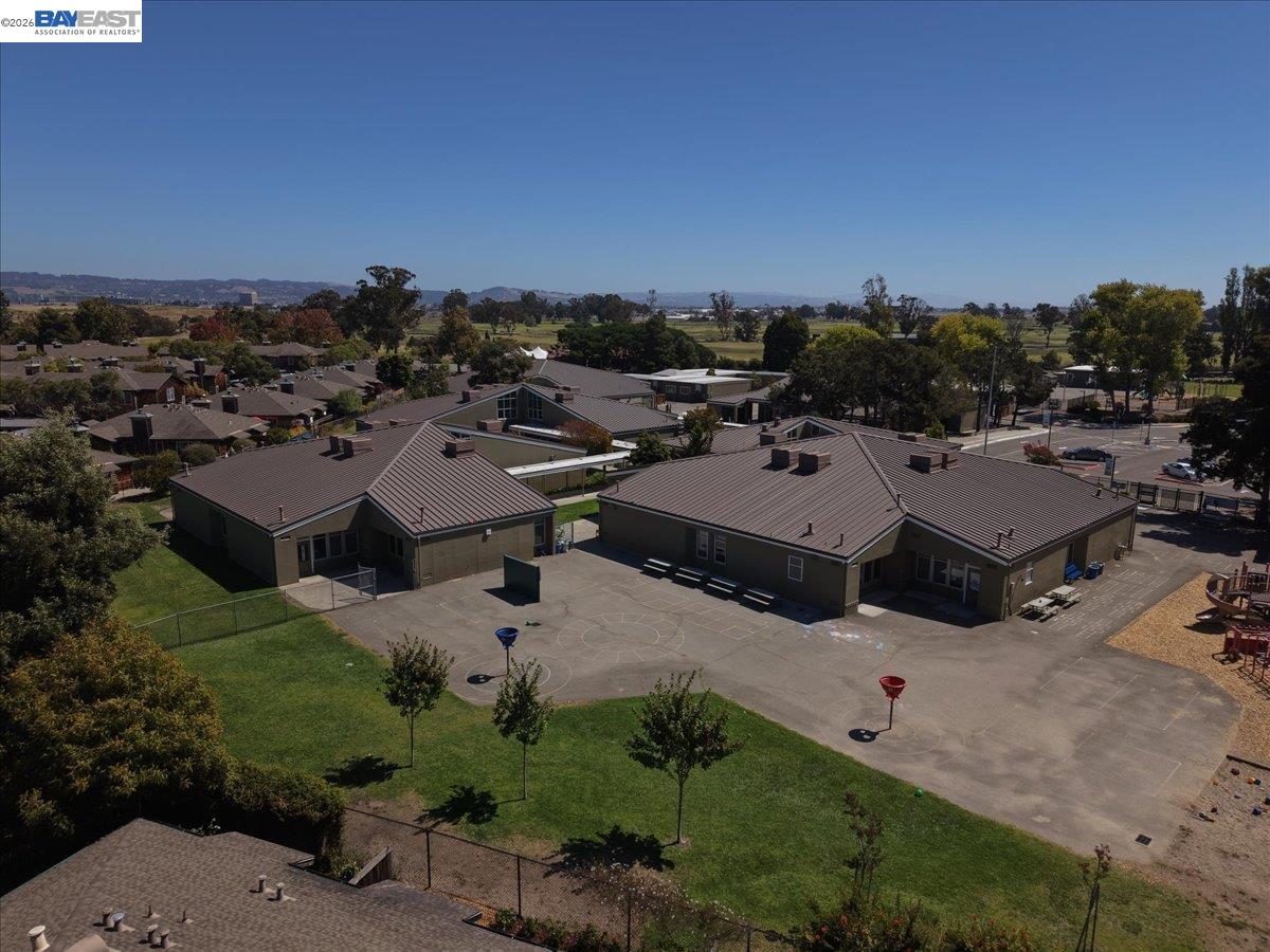 204 Centre Ct, Alameda CA 94502 — photo 38