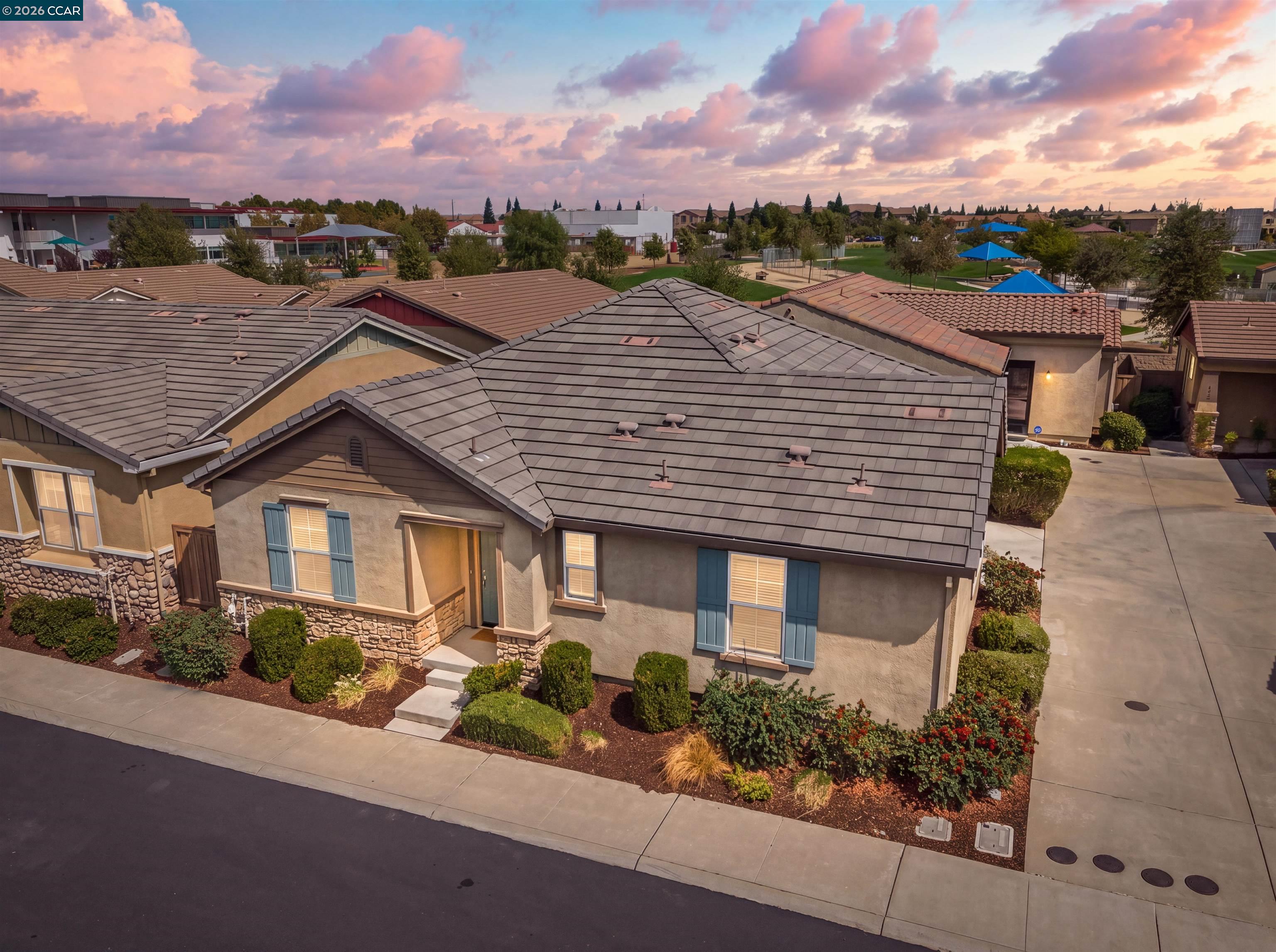 4512 Villa Del Paso Ln, Sacramento CA 95834 — photo 11