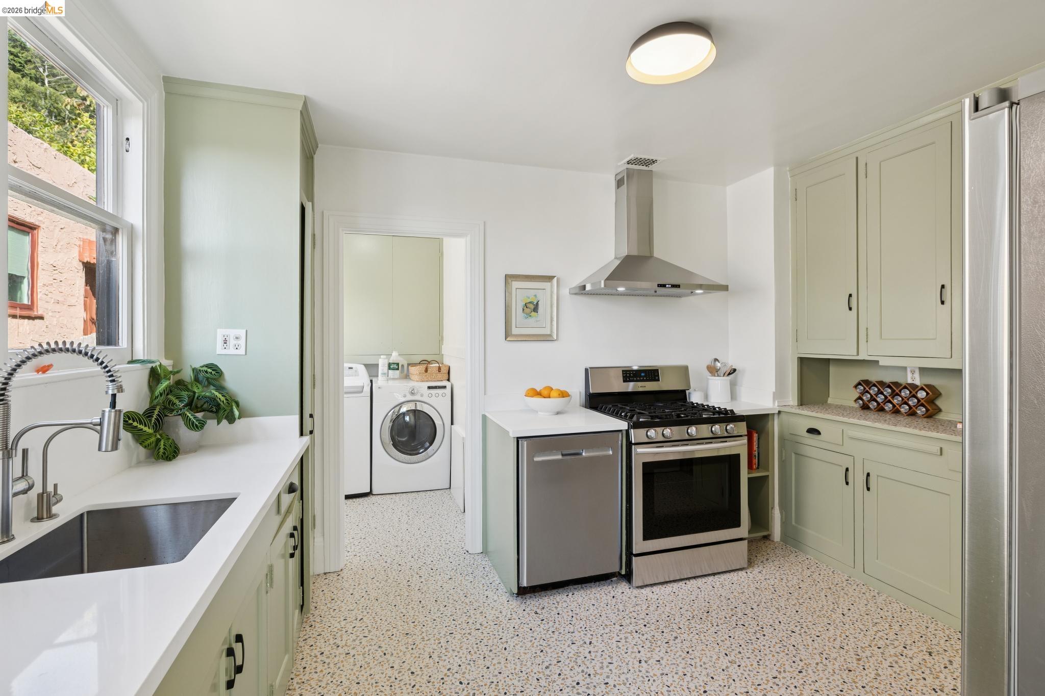 425 Kentucky Ave, Berkeley CA 94707 — photo 10