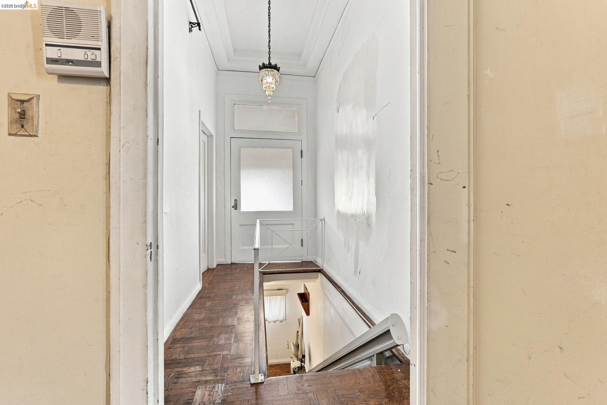 1040 59Th St, Oakland CA 94608 — photo 9