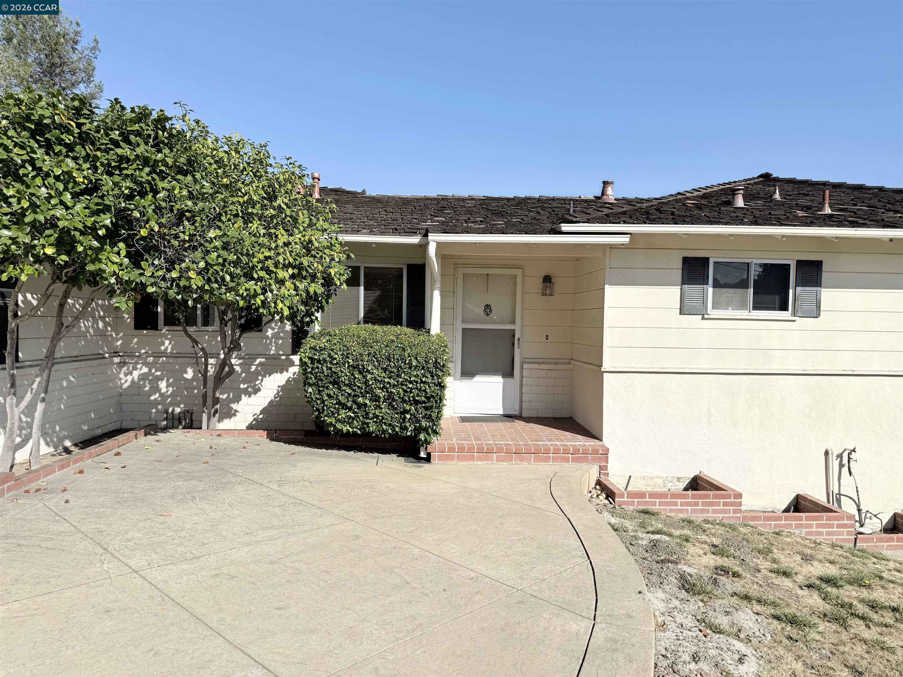 3 Rita Way, Orinda CA 94563