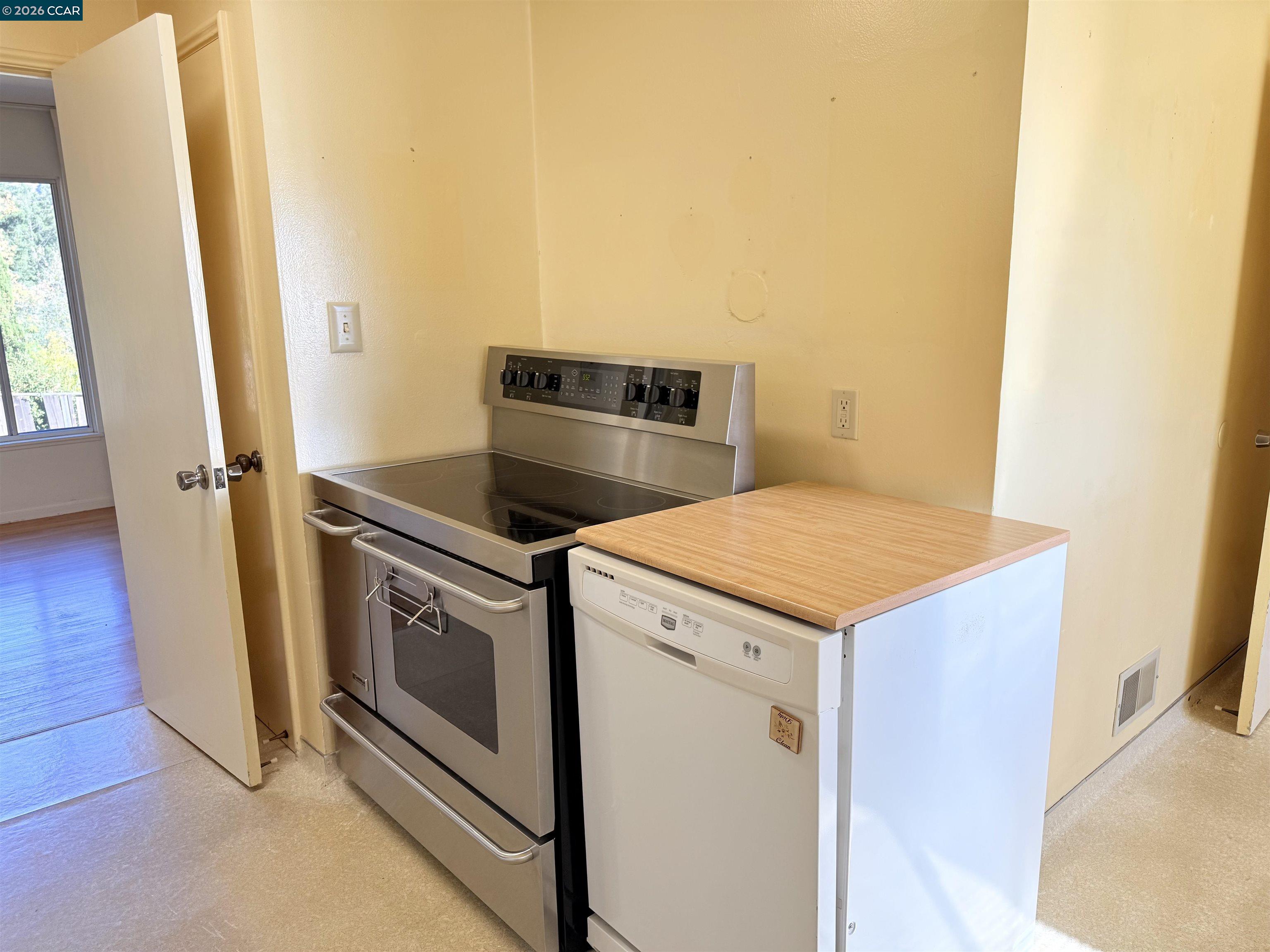 3 Rita Way, Orinda CA 94563 — photo 10