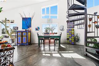675 8th St #16, Oakland — 1
