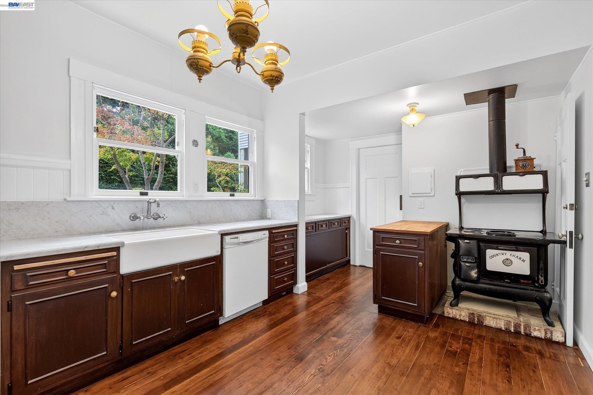 458 Turner Terrace, San Mateo CA 94401 — photo 21