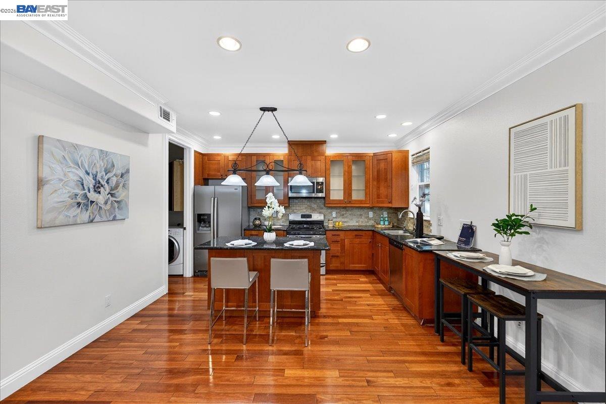 725 W Hacienda AVE, Campbell CA 95008 — photo 10